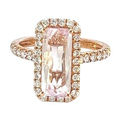 14k Rose Gold 2.96 Carat Bumble Gum Pink Kunzite Diamond Stylish Diamond Ring