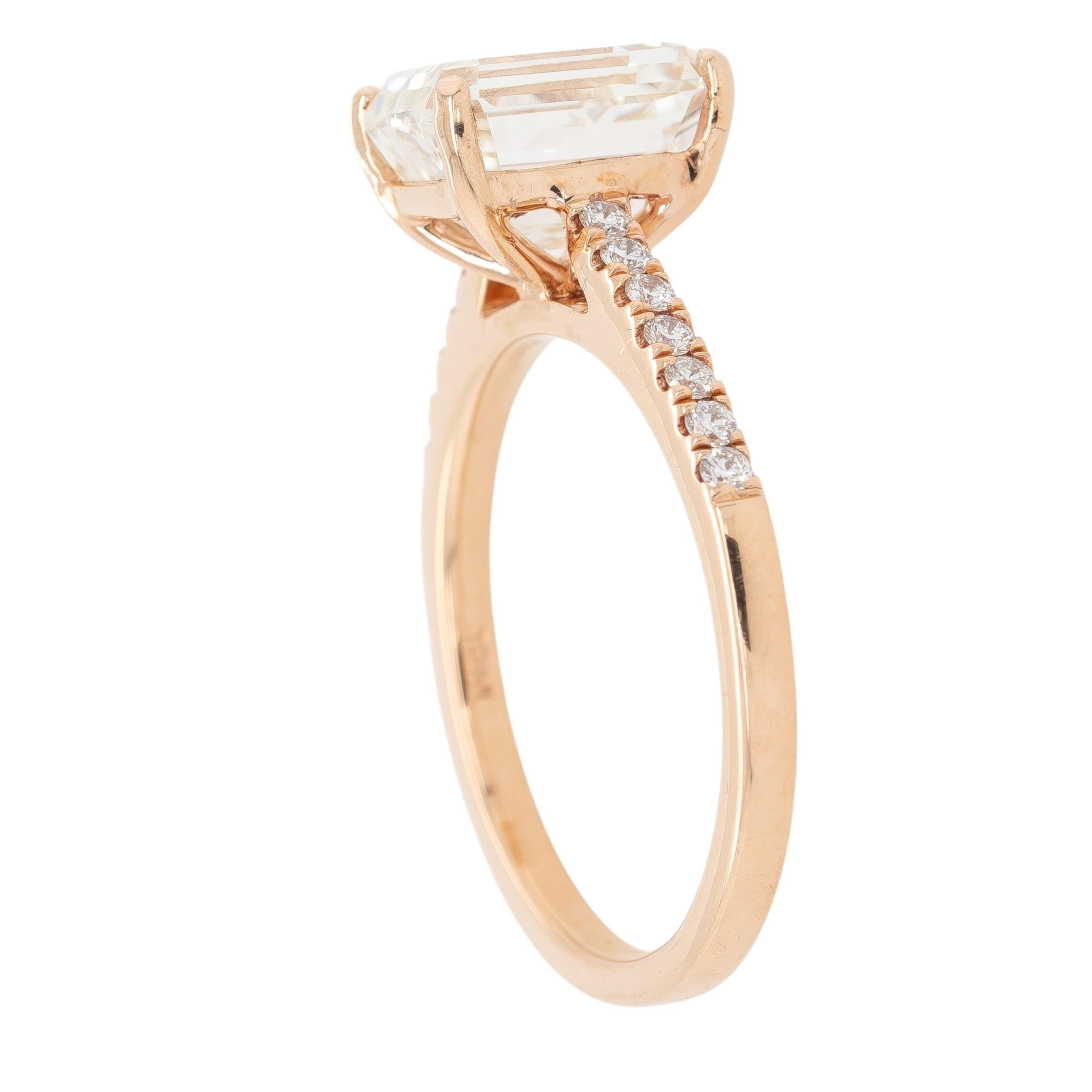 Oro rosa de 14 quilates talla esmeralda con certificado GIA de 3,01 ct  Anillo de compromiso de diamantes en venta 6