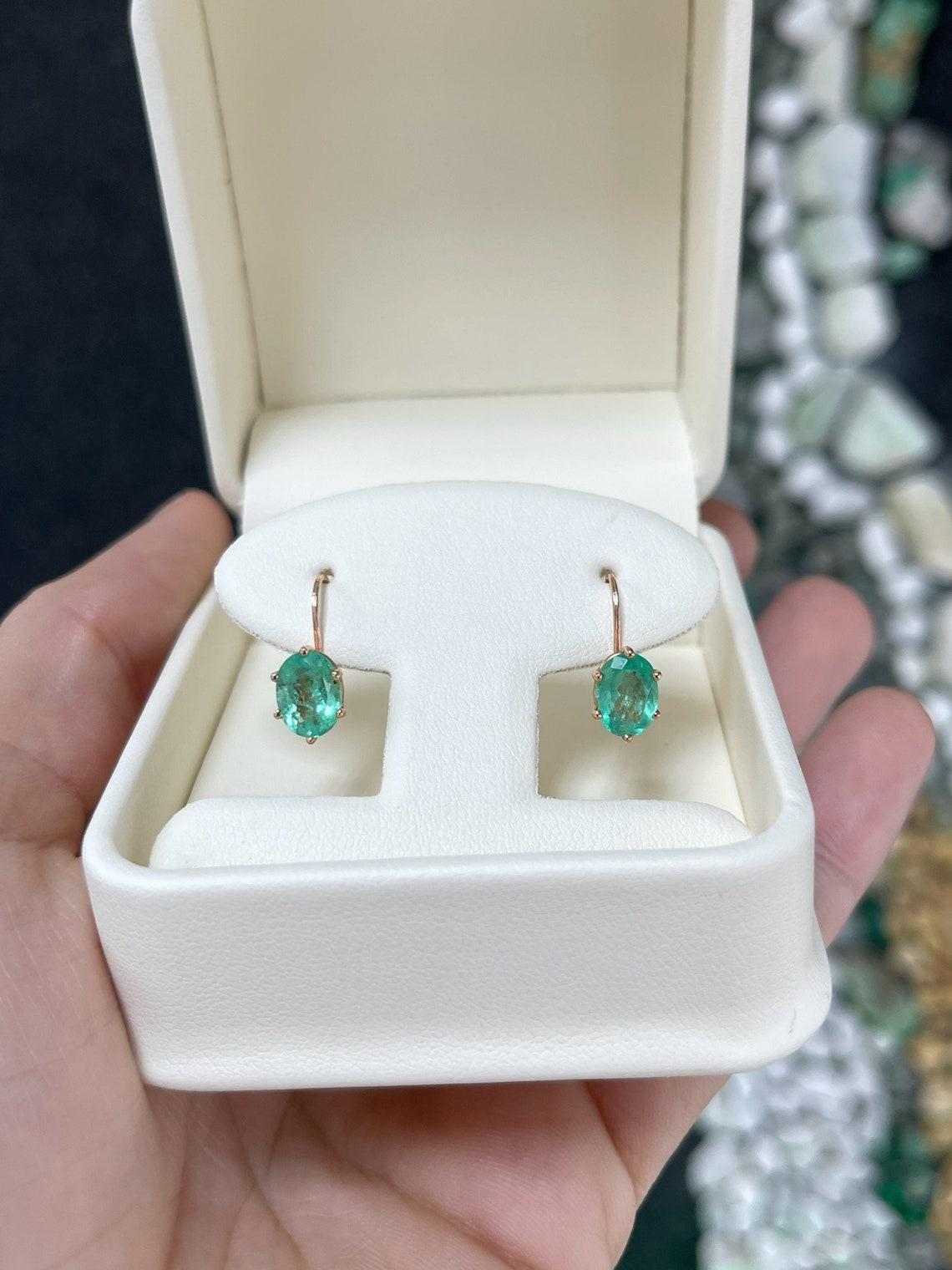 Boucles d'oreilles à levier en or rose 14 carats avec émeraudes de Colombie taille ovale de 3,0 ctw en vente 2