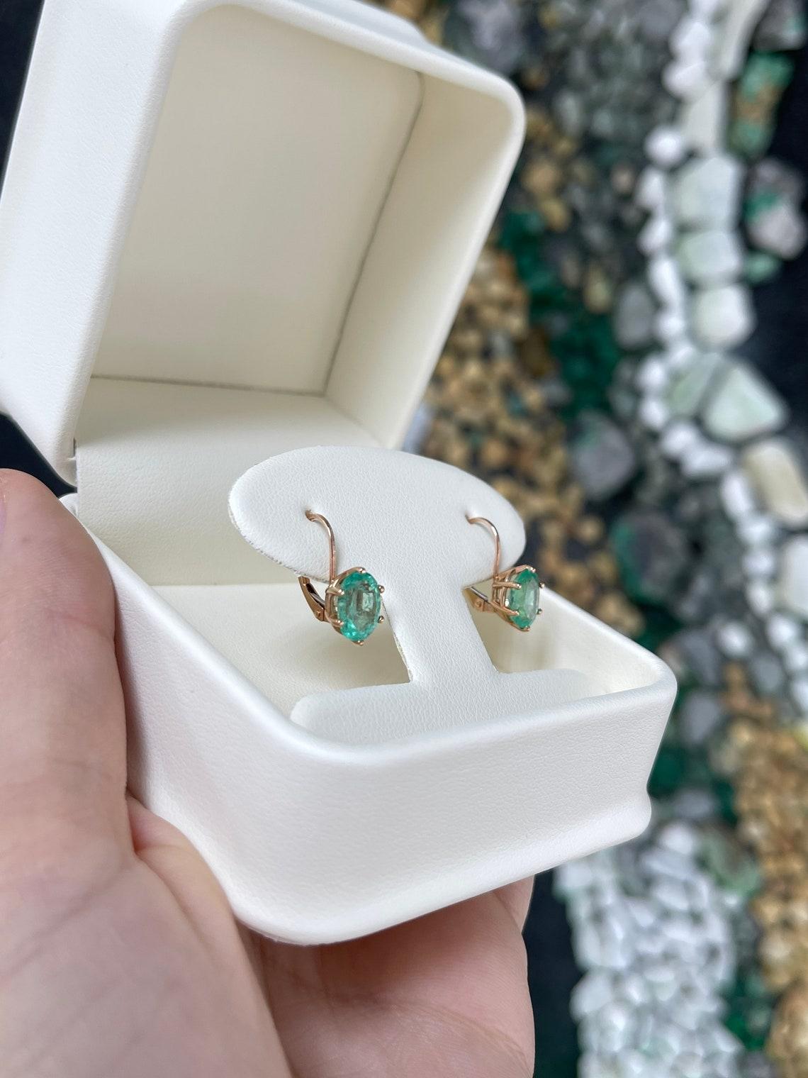 Boucles d'oreilles à levier en or rose 14 carats avec émeraudes de Colombie taille ovale de 3,0 ctw en vente 3