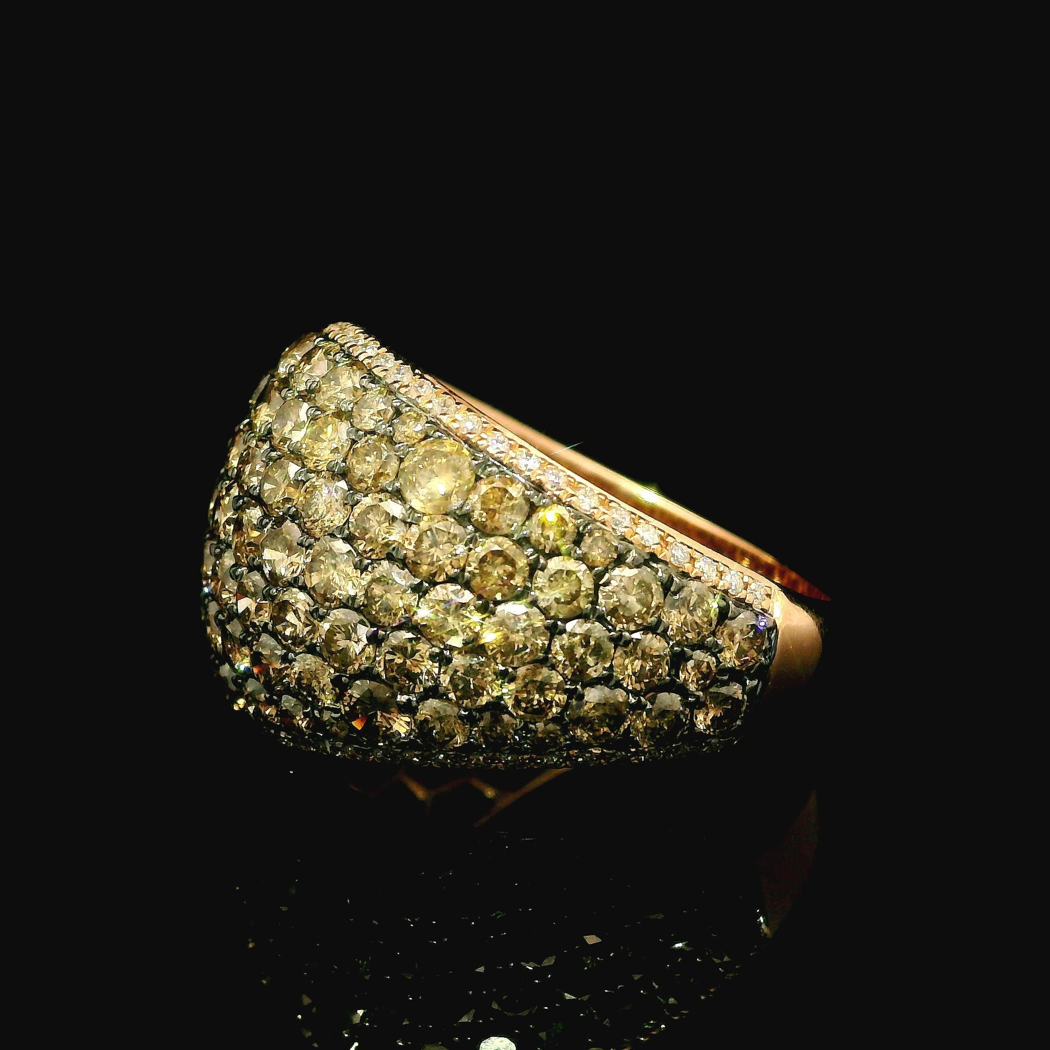 Brilliant Cut 14k Rose Gold 3.3ctw White & Fancy Champagne Diamond 15.1mm Wide Domed Band Ring For Sale