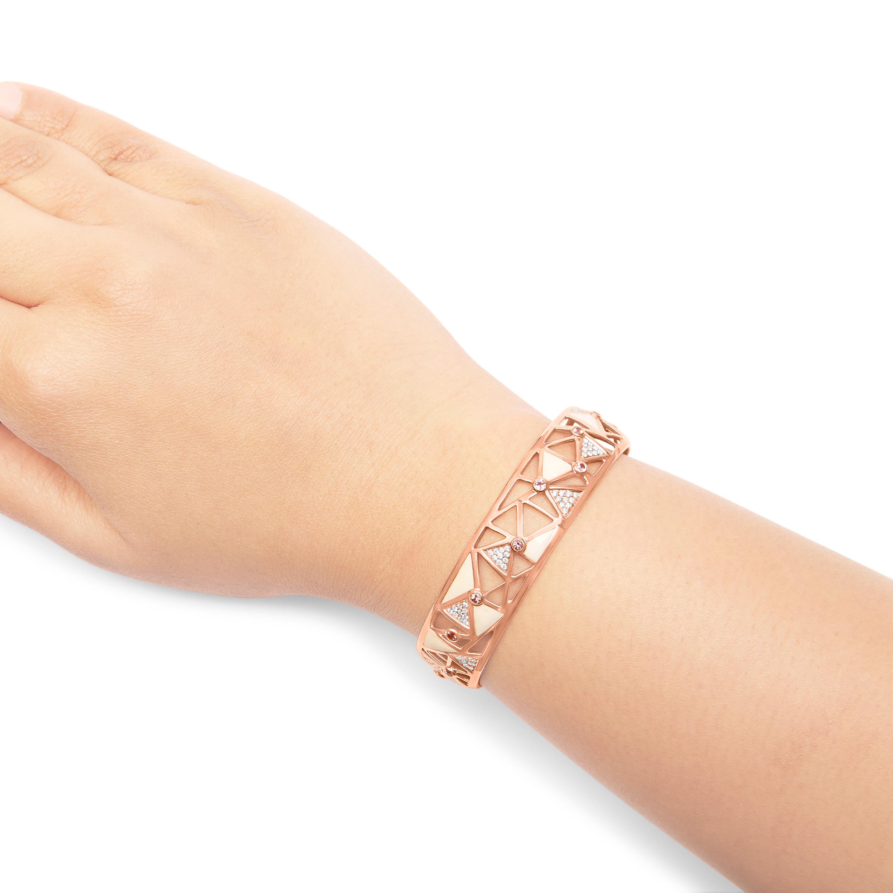 Bracelet manchette ouverte en or rose 14 carats avec diamants de 5/8 carats et tourmaline rose avec émail Neuf - En vente à New York, NY