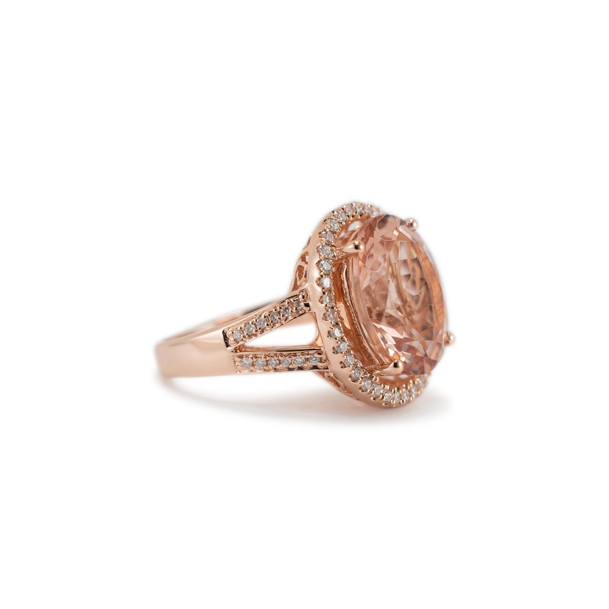 14K Rose Gold 7.38ct Morganite Halo Accented Diamond Cocktail Ring en Excelente estado para la venta en Houston, TX