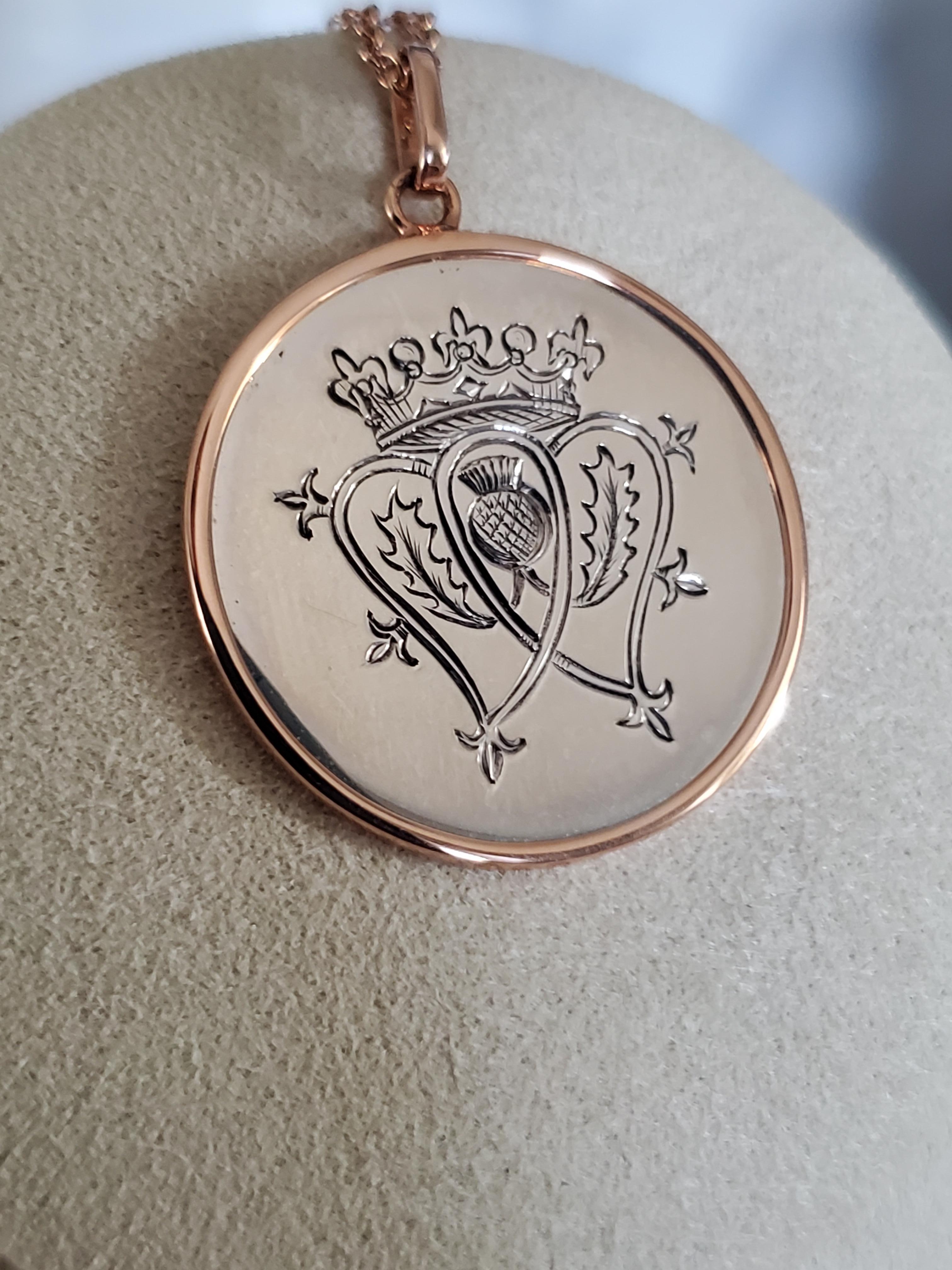 Amuleto de amor en oro rosa de 14 quilates y plata de ley en Nuevo estado para la venta en San Diego, CA