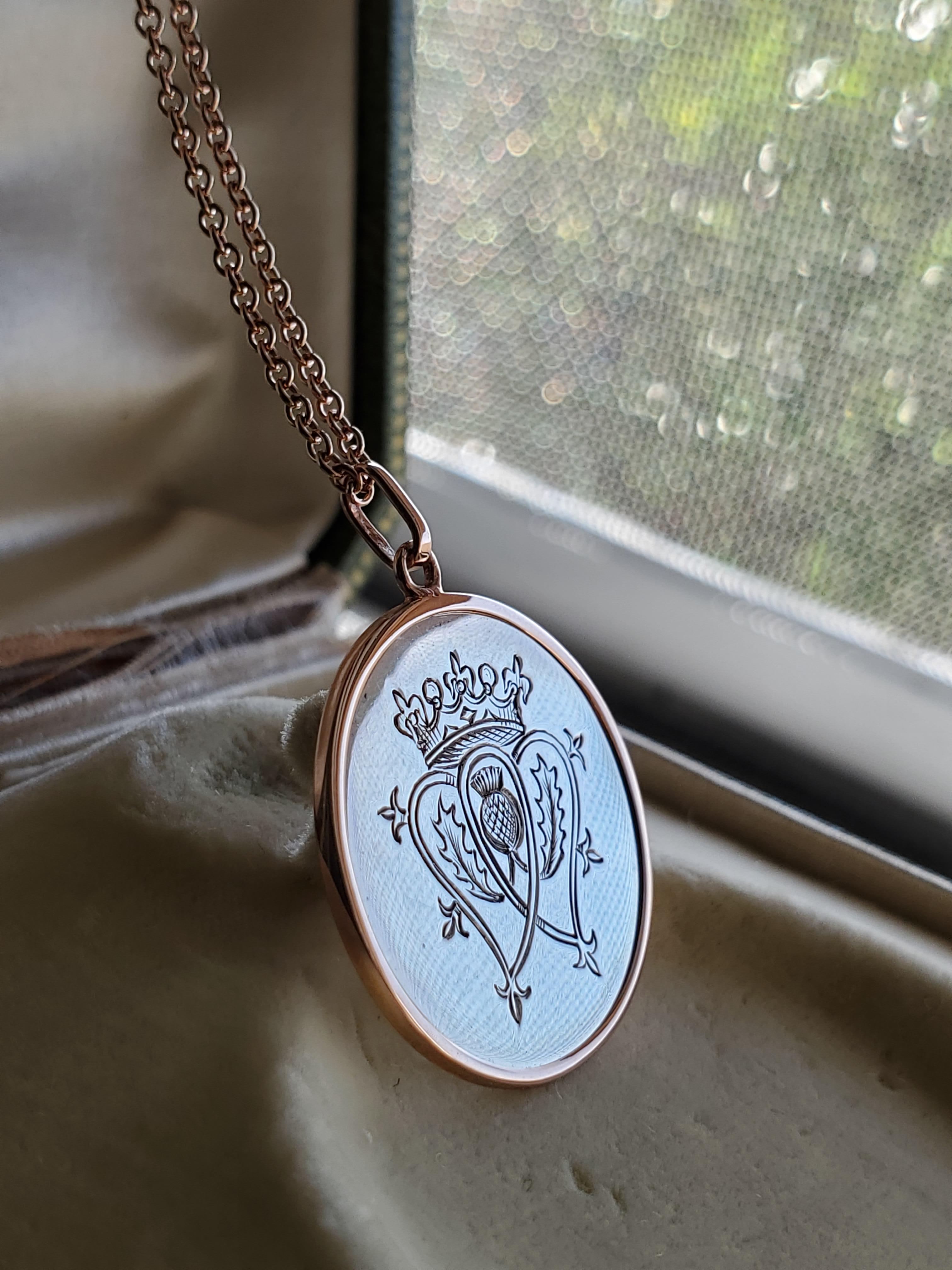Amuleto de amor en oro rosa de 14 quilates y plata de ley en venta 2