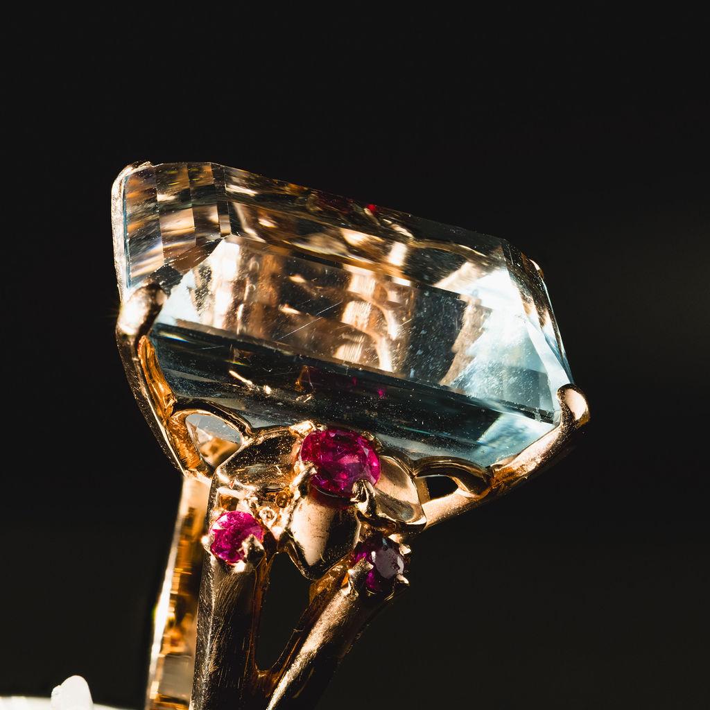 14k Rose Gold Aquamarin & Rubin Cocktail Ring im Zustand „Gut“ im Angebot in Bernardsville, NJ