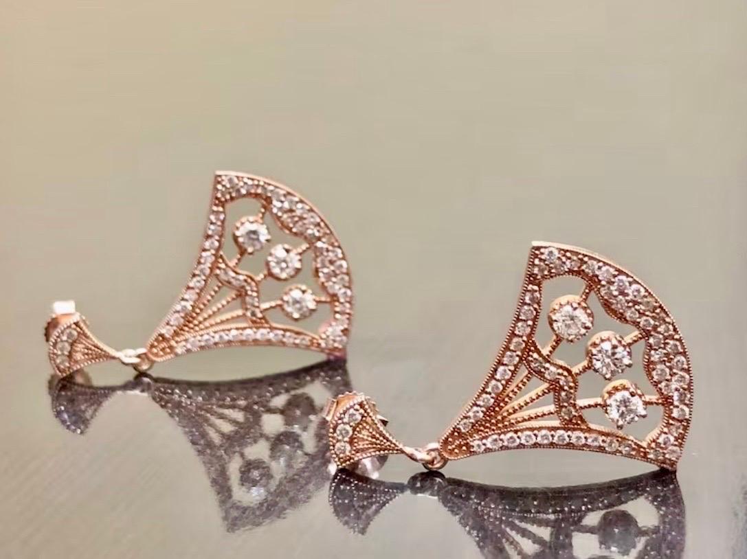 Boucles d'oreilles pendantes en or rose 14K Art Deco 1.60 Pave Diamond en vente 1