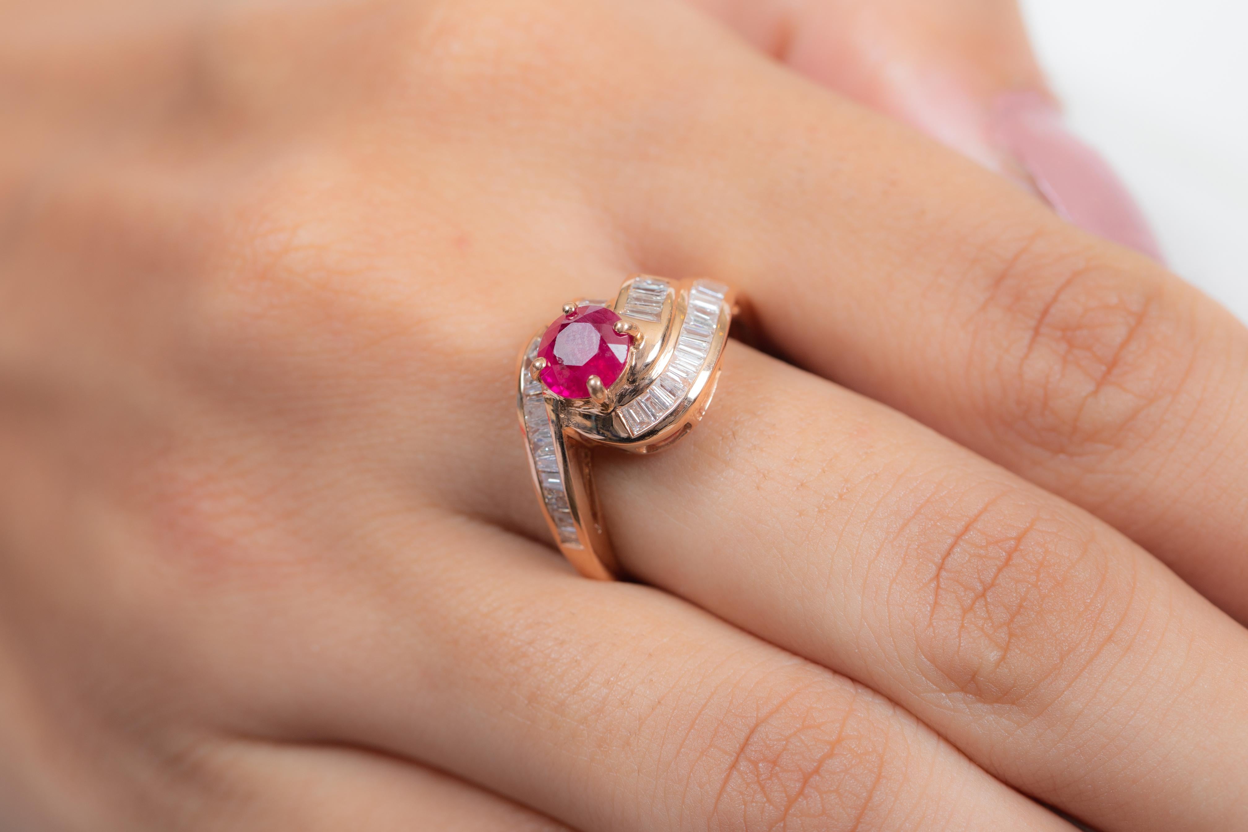 En vente :  Bague en or rose 14 carats avec diamants taille baguette et rubis 2