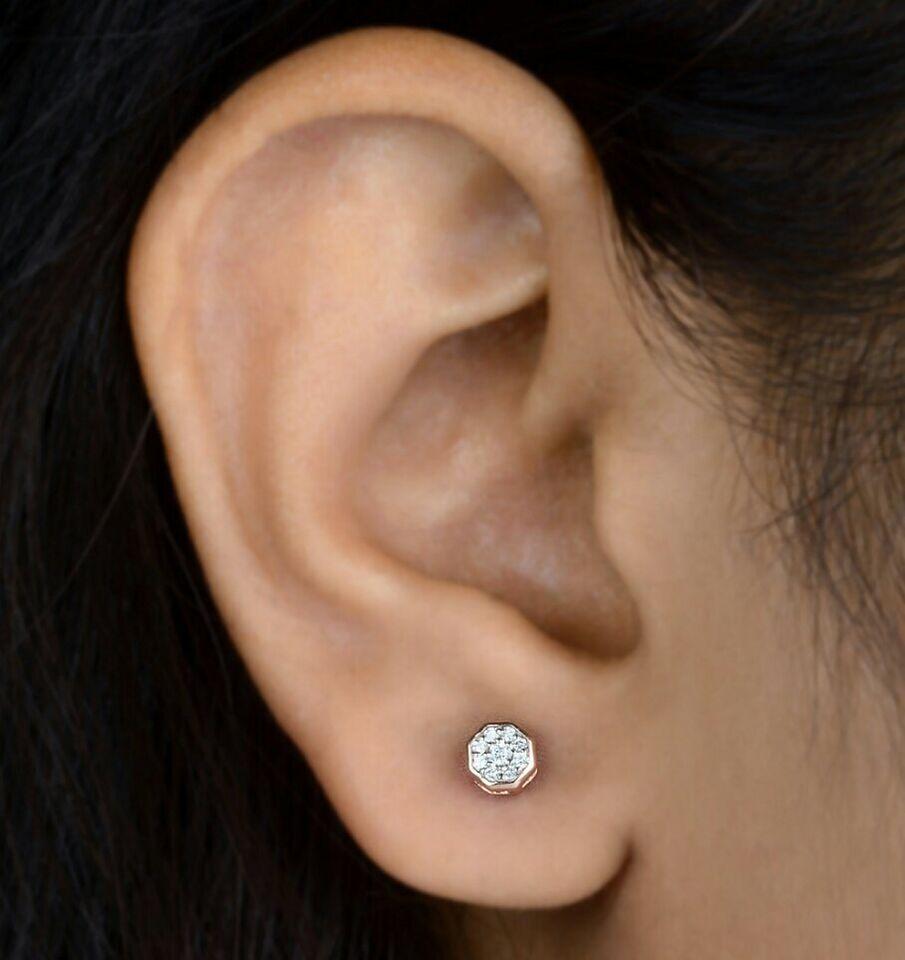Taille rose Boucles d'oreilles en or rose 14K avec grappes de diamants Boucles d'oreilles minimaliste avec diamants Cadeau en vente