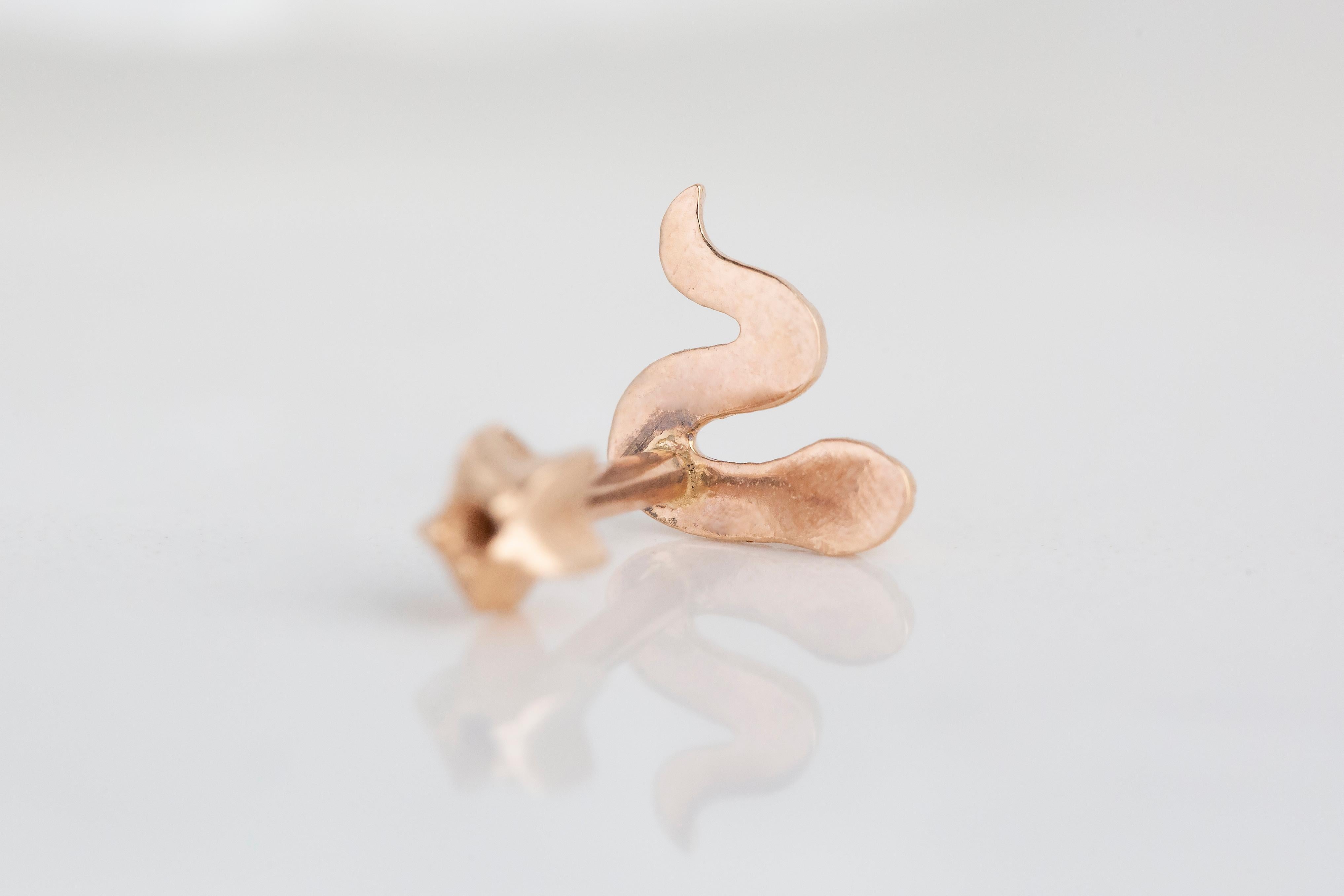 14K Rose Gold Cute Serpent Piercing, Bold Snake Rose Gold Stud Earring In New Condition For Sale In ISTANBUL, TR