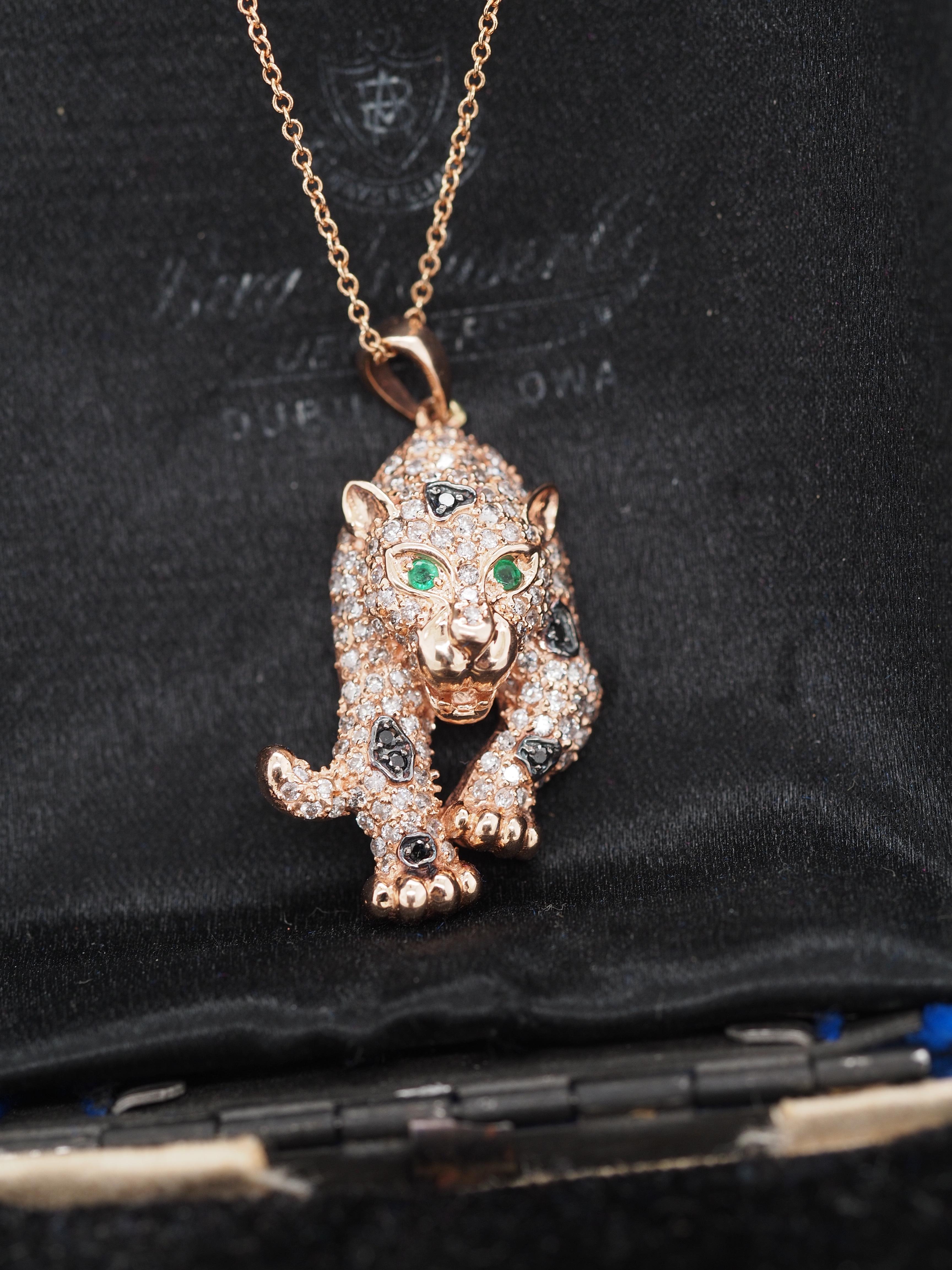 14K Rose Gold Diamond and Emerald Panther Pendant and Necklace For Sale 2