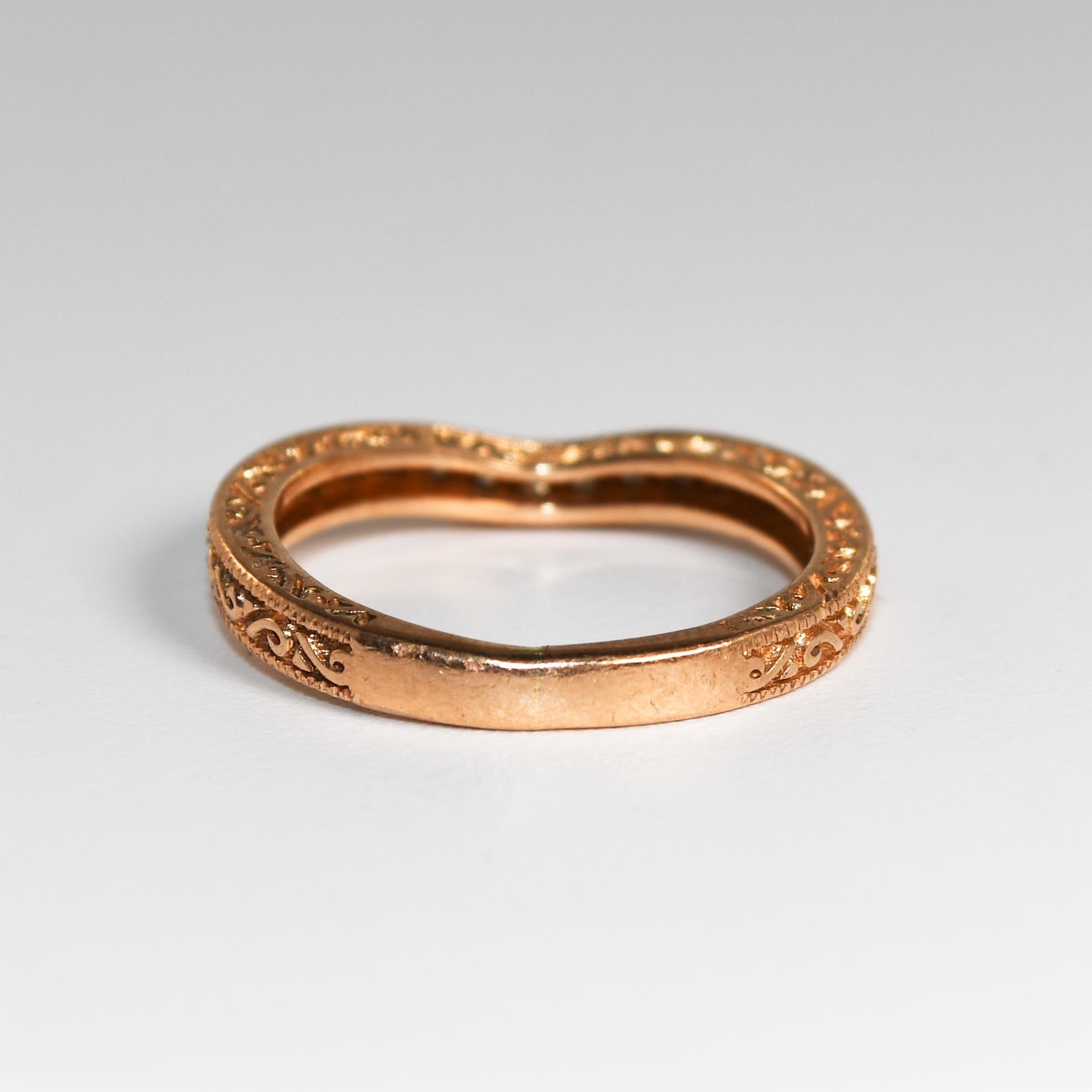 14K Rose Gold Diamond Band 0.15ct In Excellent Condition For Sale In Laguna Beach, CA