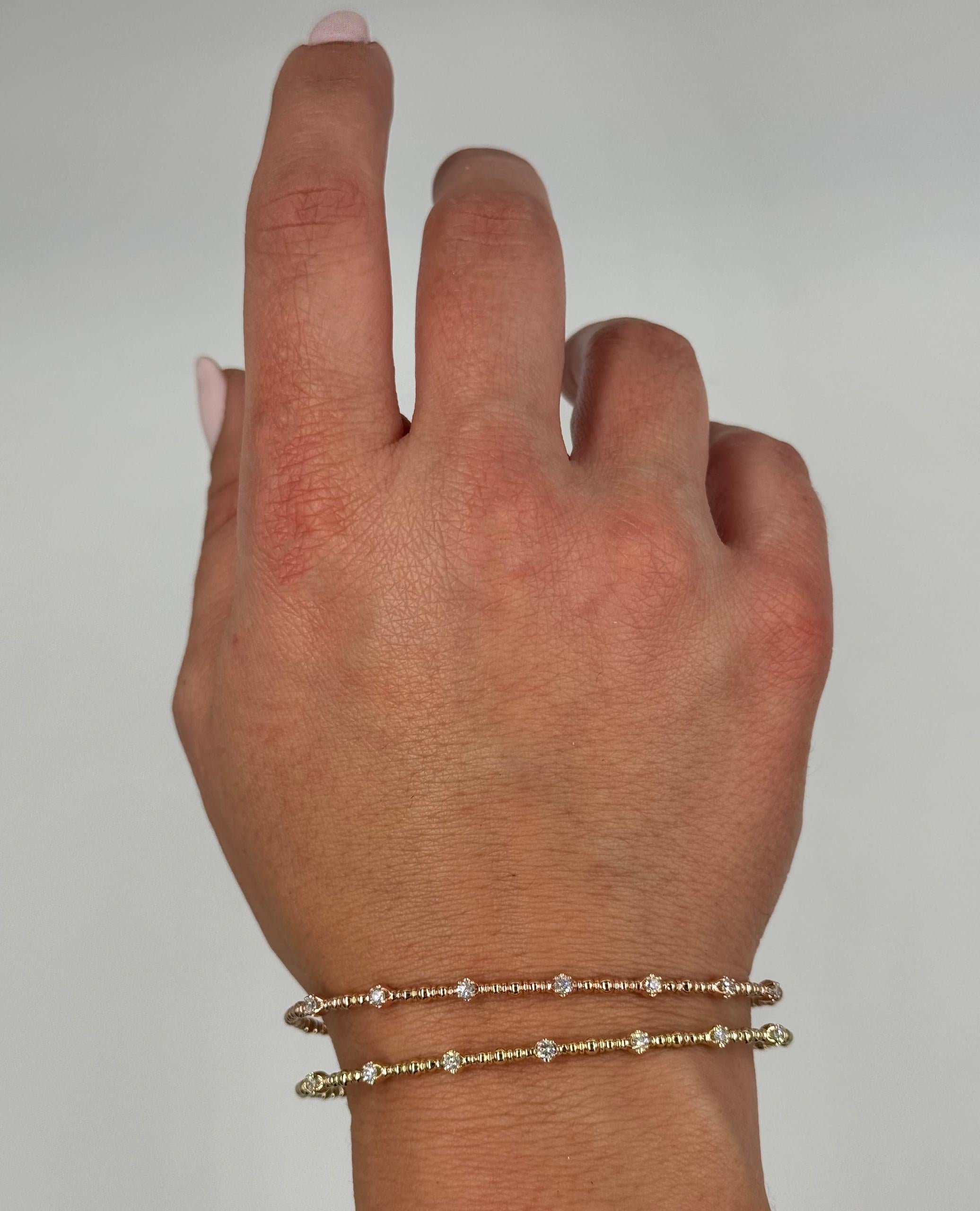 Taglio rotondo Bracciale flessibile con diamanti in oro rosa 14K in vendita