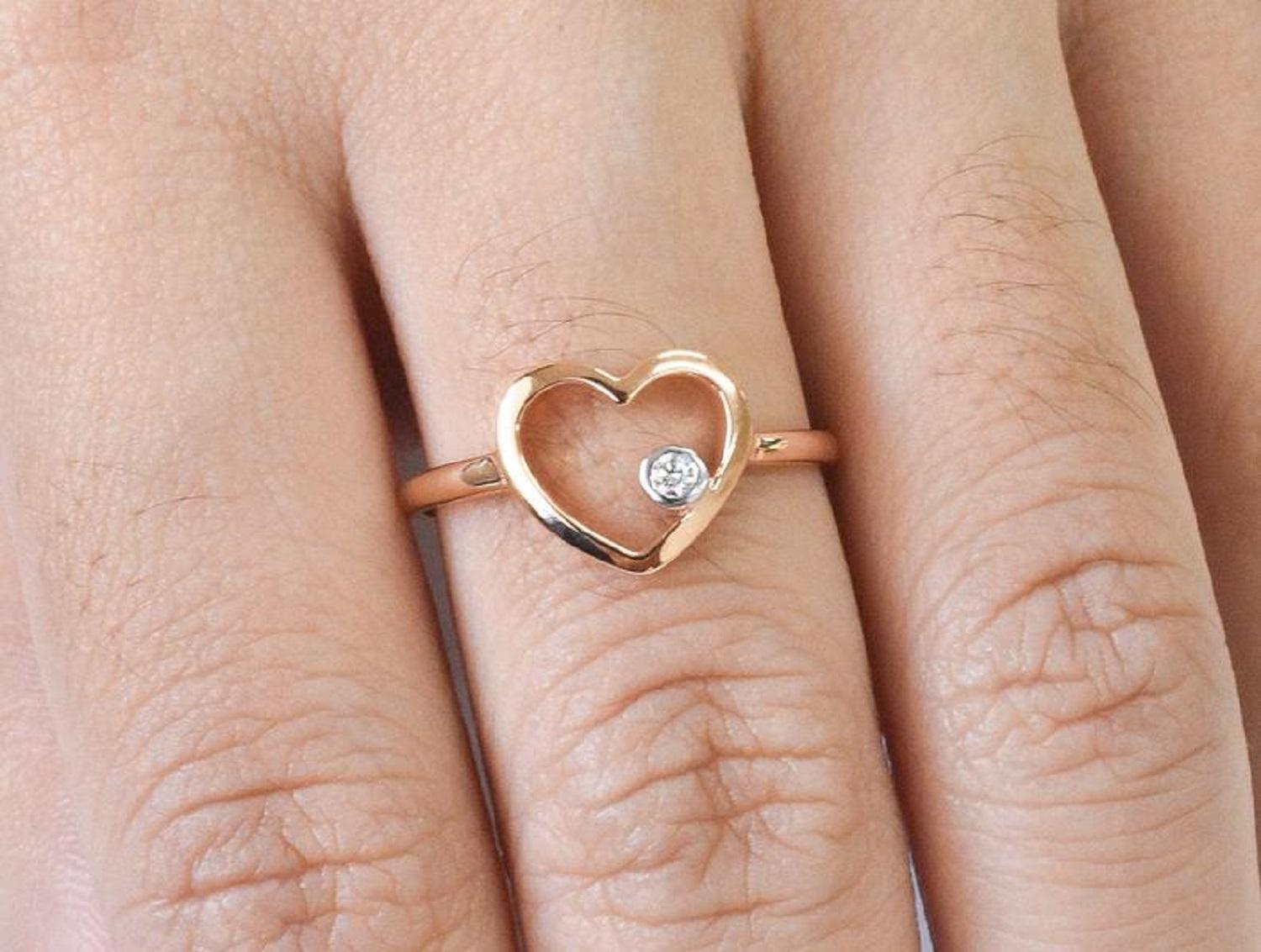 For Sale:  14k Rose Gold Diamond Heart Ring Minimal Heart Ring with Bezel Set Diamond 14