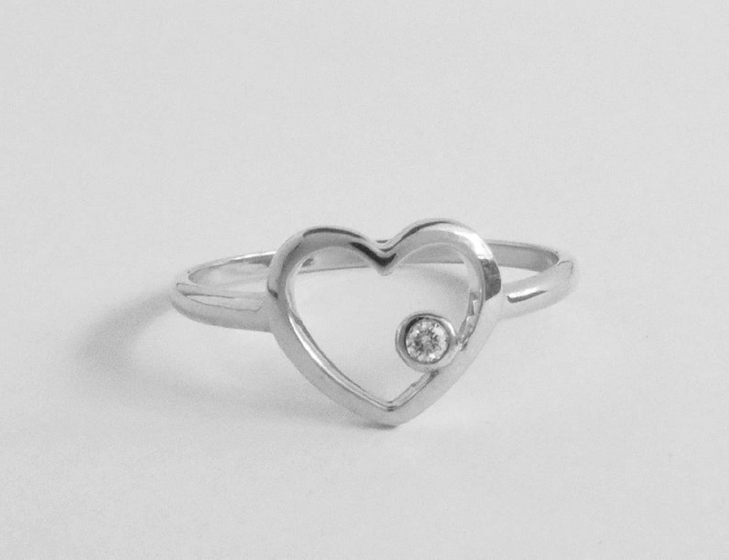For Sale:  14k Rose Gold Diamond Heart Ring Minimal Heart Ring with Bezel Set Diamond 6