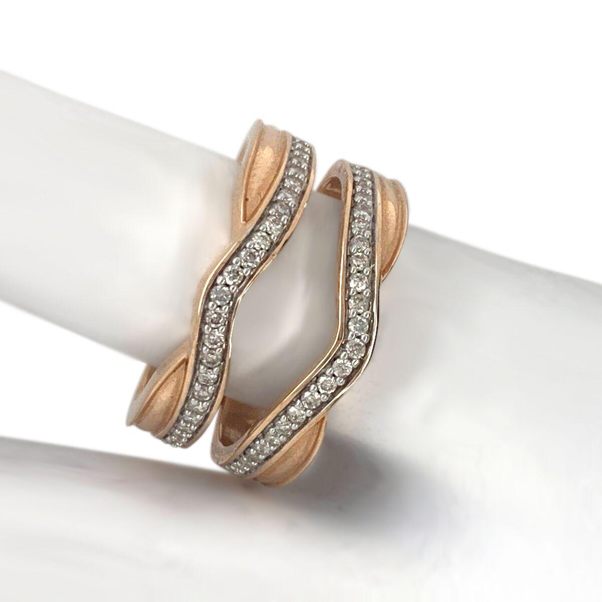 Material: 14k Rose Gold
Hallmark: 14K NDI
Metal Finish: High Polish
Ring Size: 6.75
Gemstone: Diamond
Diamond Weight: 0.25 CT
Clarity: I