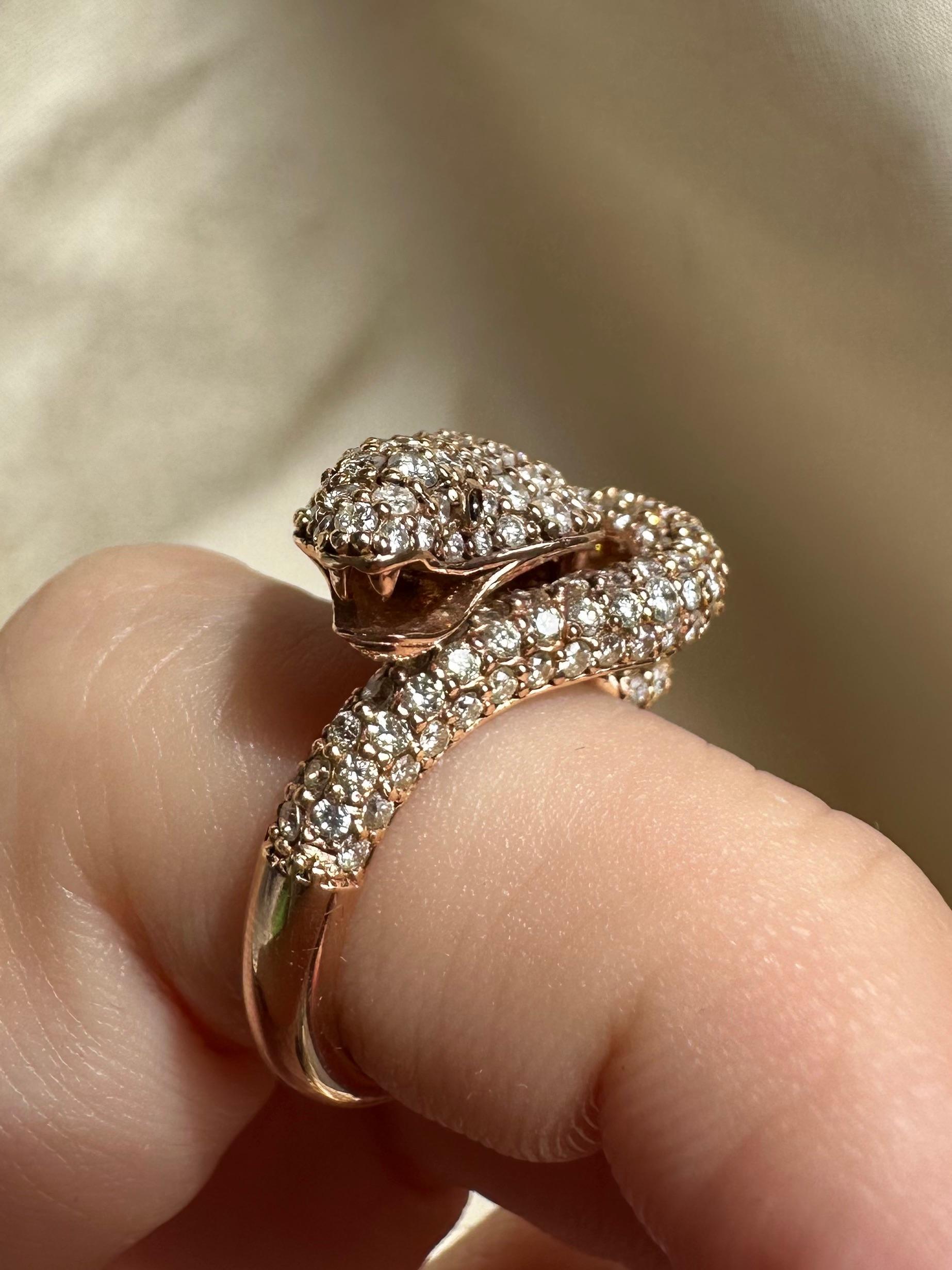 14K Rose Gold Diamond Serpent Snake Ring In condizioni buone in vendita a New York, NY