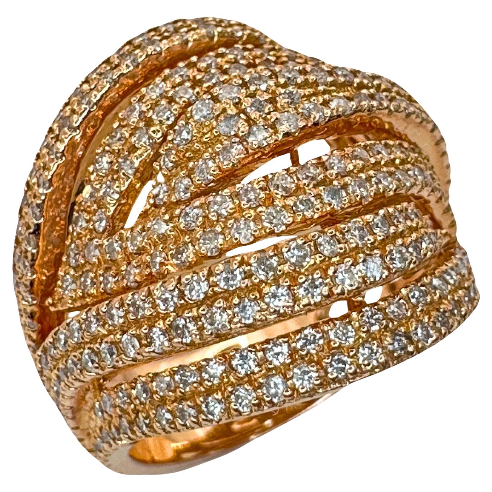 Bague à large bande en or rose 14k avec diamants en vente