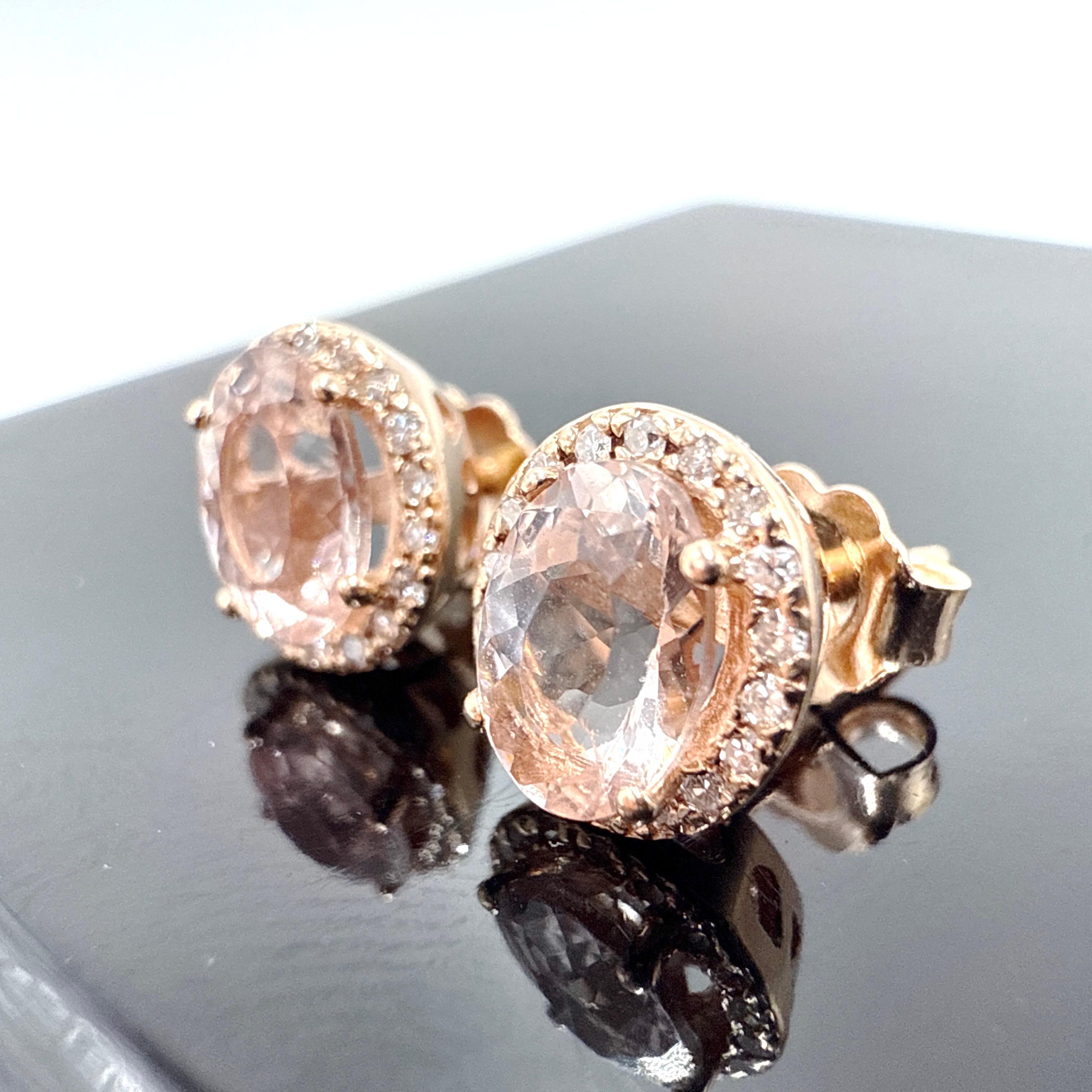Taglio ovale Orecchini a grappolo in oro rosa 14K Effy con morganite e diamanti 1.60TCW in vendita
