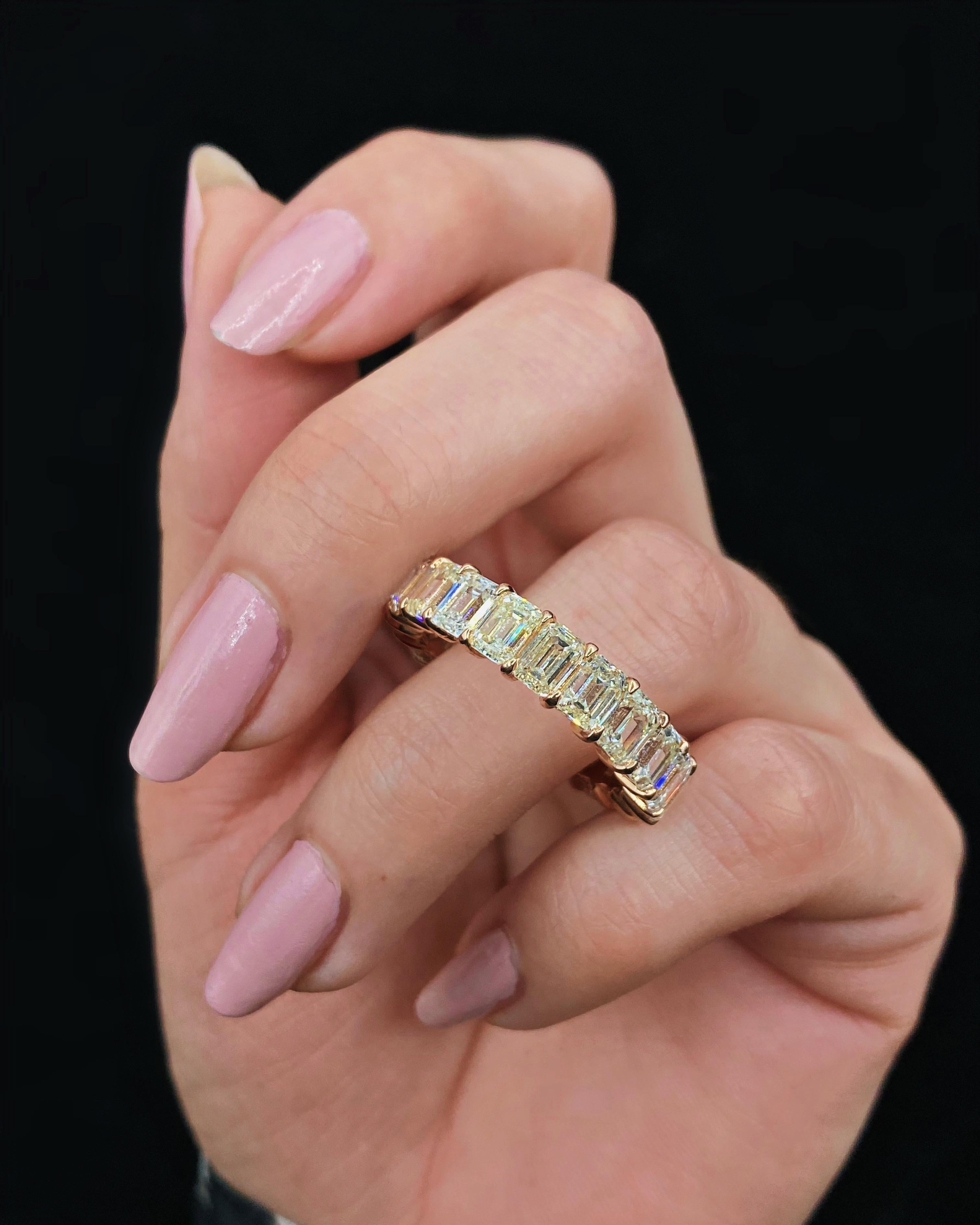 En vente :  Bracelet d'éternité en or rose 14 carats taille émeraude comportant 10,83 carats 2