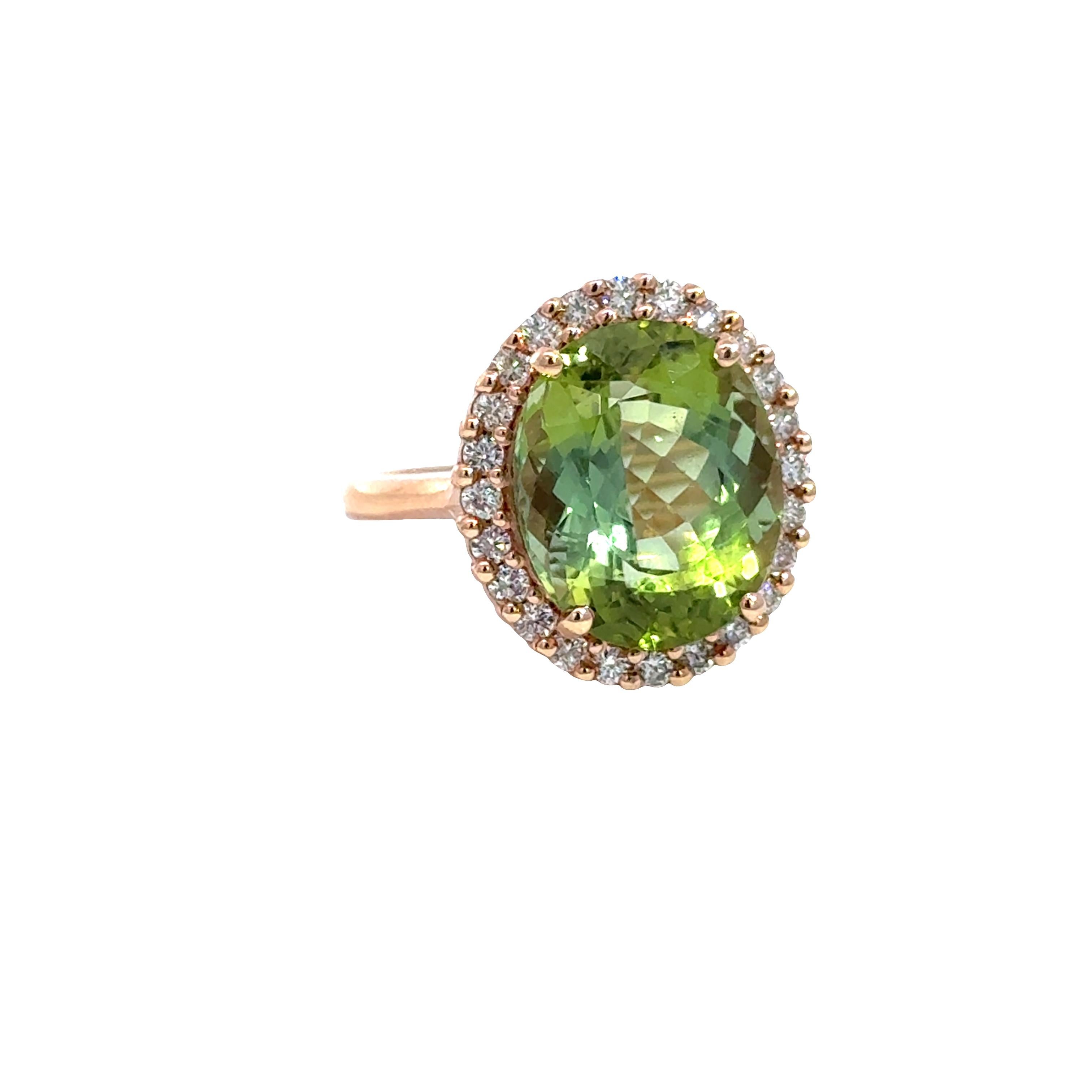 Donna Anello aureola in oro rosa 14K con granato verde e diamanti - 8,01 carati in vendita