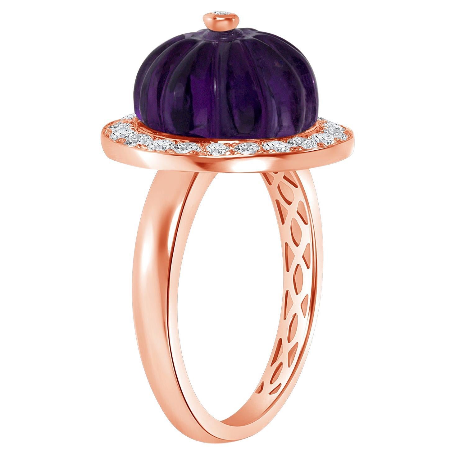 Step into sophistication with this unique ring, meticulously fashioned in luxurious 14k gold, showcasing a mesmerizing amethyst gemstone encircled by shimmering diamonds. Its exquisite design exudes elegance and style, making it the perfect