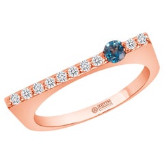 14K Roségold Moderner stapelbarer Ring mit Dainty Bar Diamant & Londoner blauem Topas