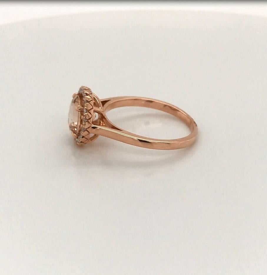 14K Rose Gold Natural 1.77 Cts Morganite Round Halo Cocktail Ring In New Condition For Sale In New York, NY