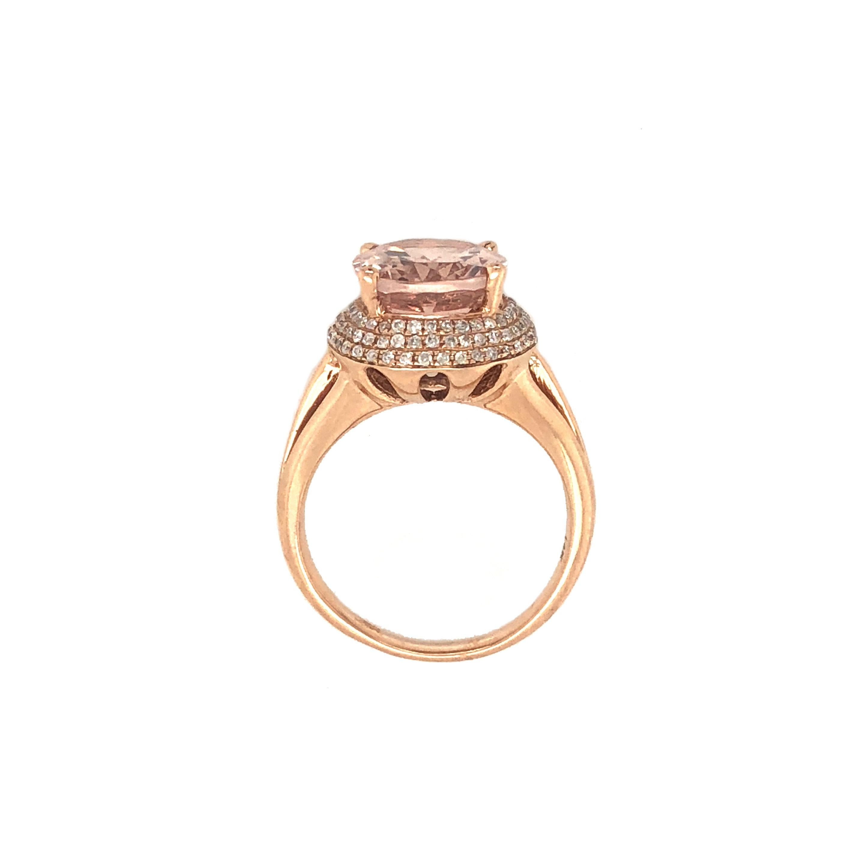 Contemporary 14K Rose Gold Natural 2.94 Ct Morganite Cocktail Ring For Sale
