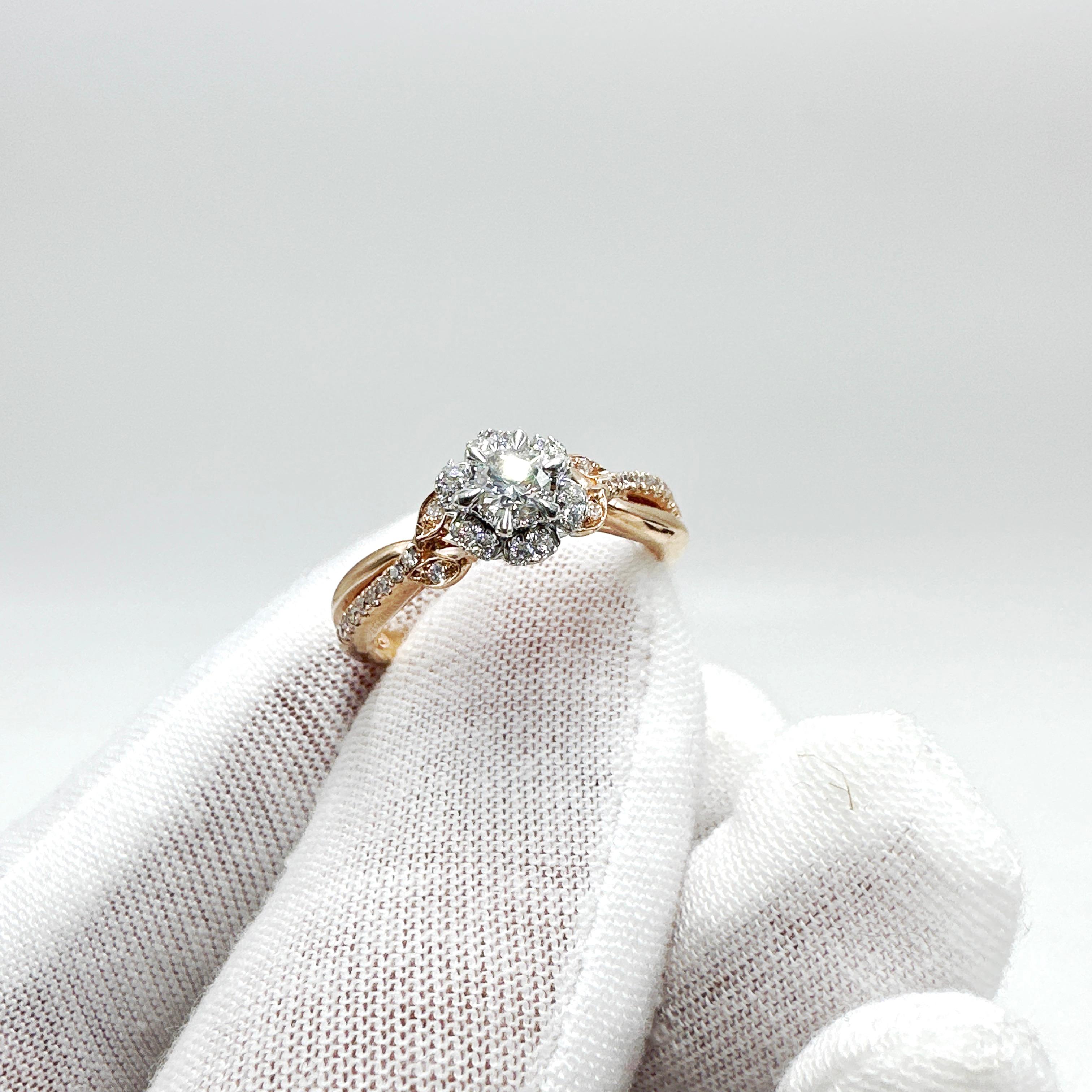 14k Roségold Natürlicher Diamant-Cluster-Ring 0,52TCW im Zustand „Gut“ in Victoria, BC