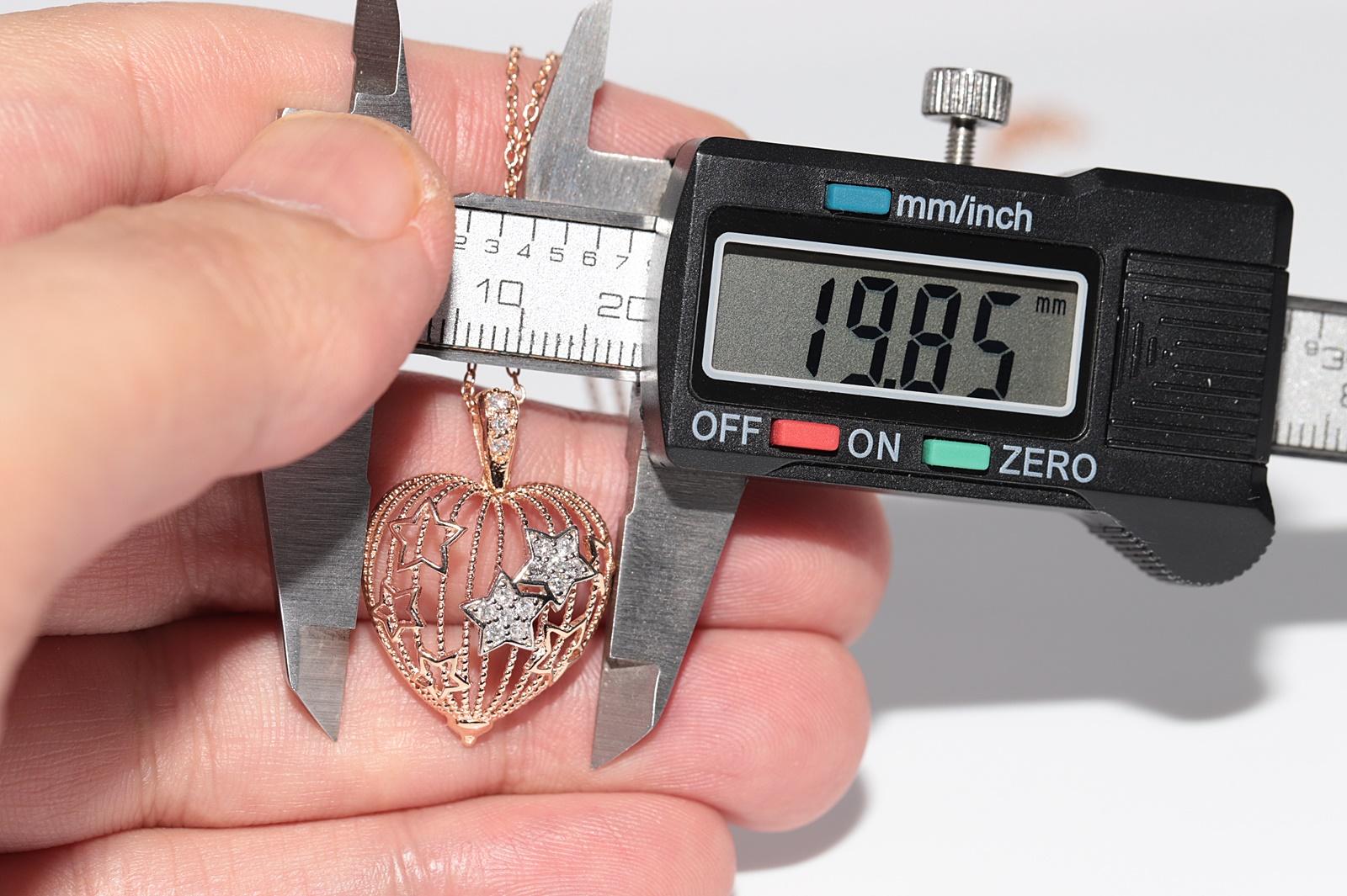 Collana con ciondolo a cuore decorato con diamanti naturali in oro rosa 14k in vendita 9