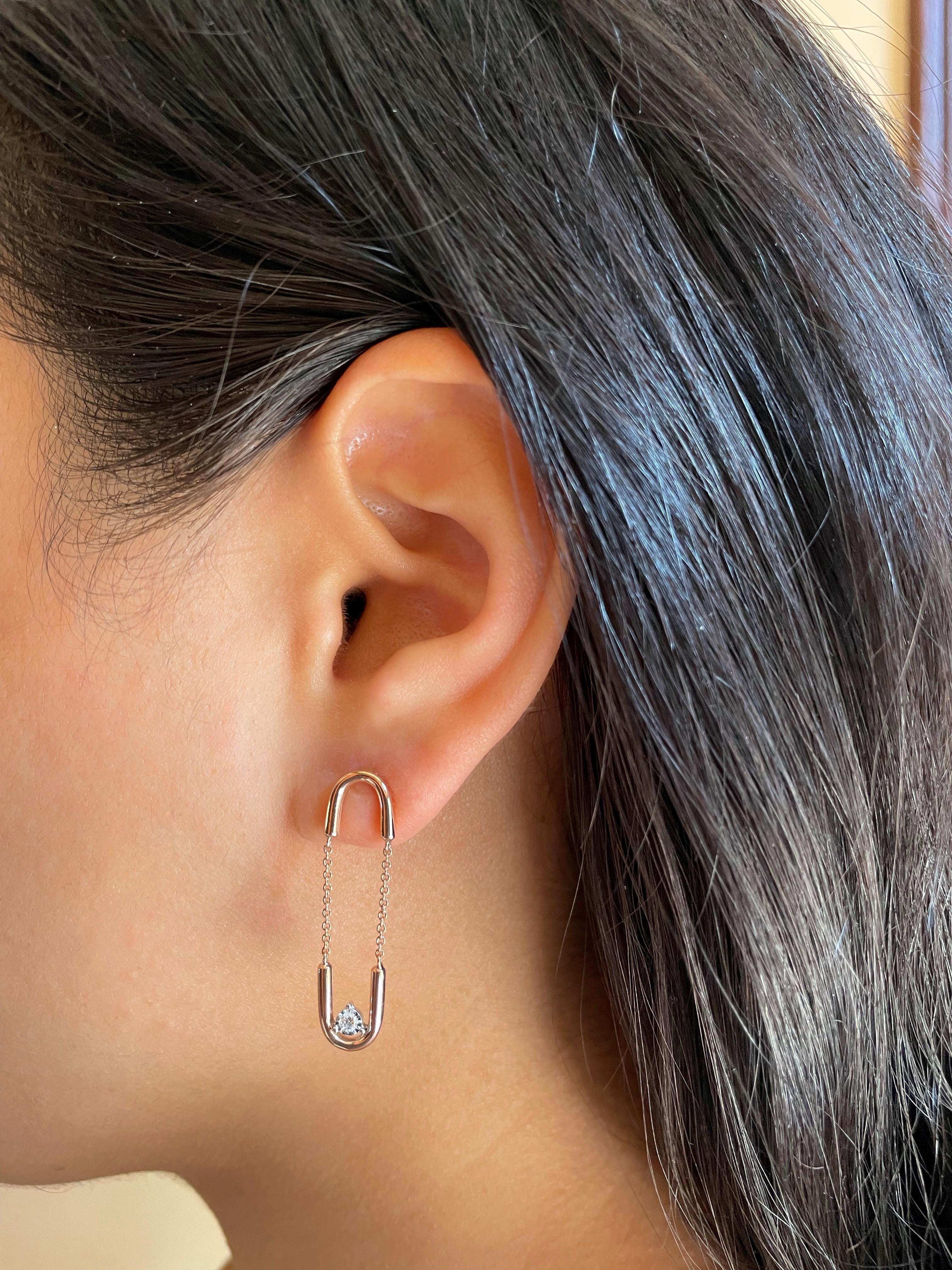 14K Rose Gold Paperclip Dangling Diamond Earrings In New Condition For Sale In New York, NY