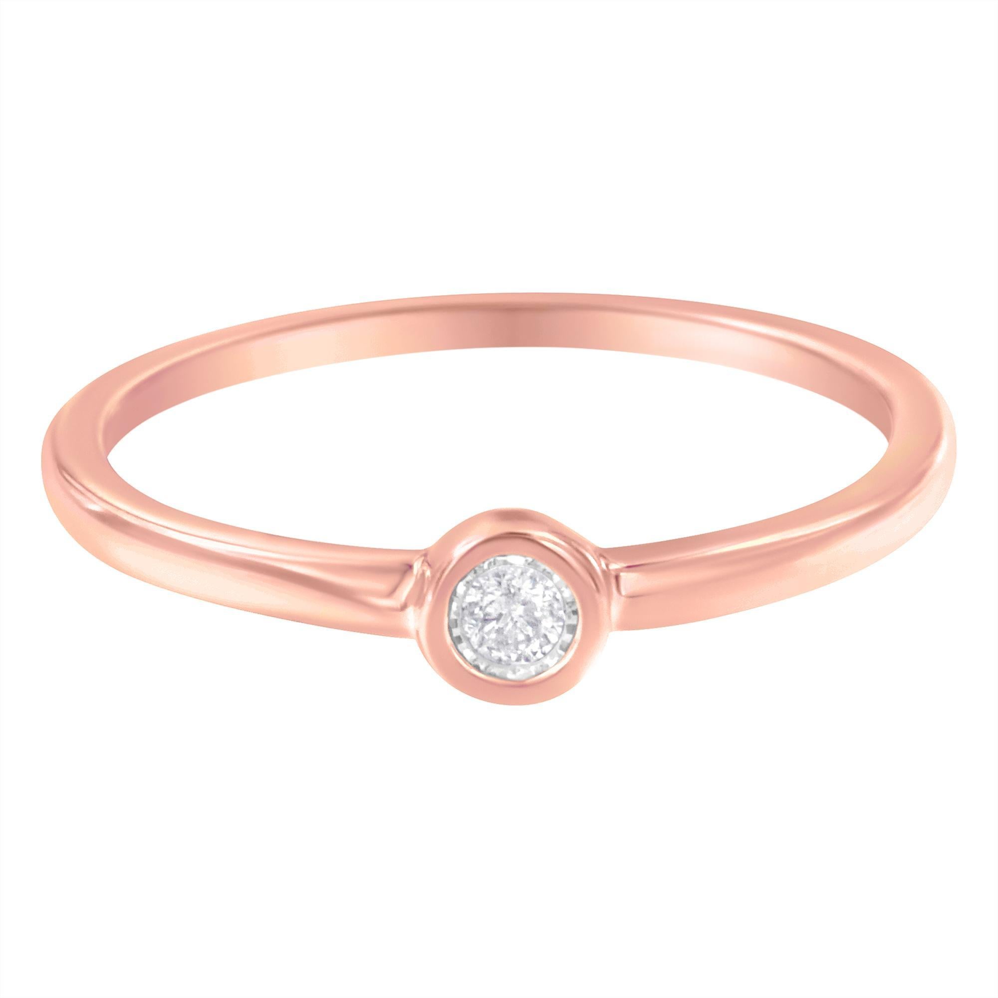 Anillo de diamantes con engaste milagroso de plata de ley .925 bañado en oro rosa de 14 quilates 1/20 qtw Moderno en venta