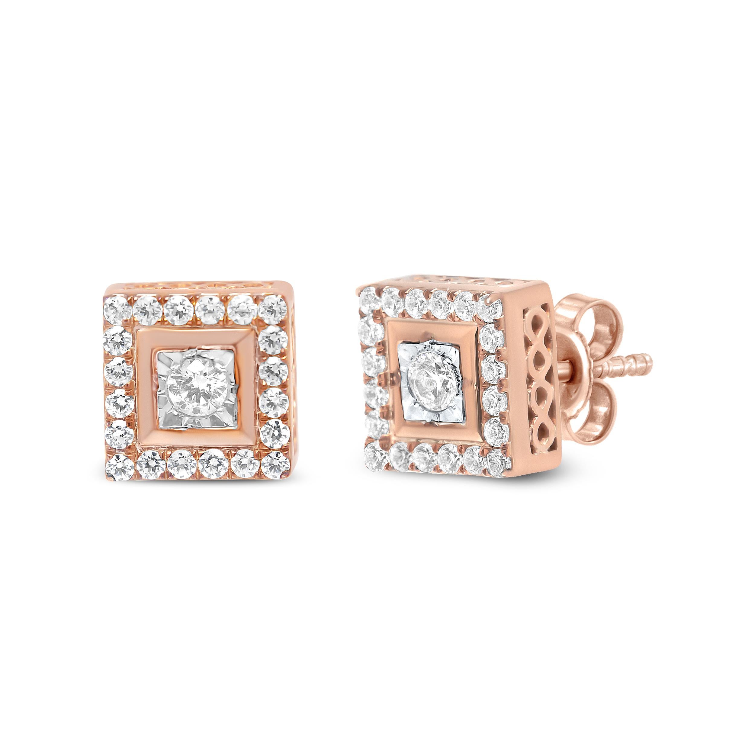 Lasciati conquistare dalla sontuosa eleganza di questi orecchini in argento sterling, amorevolmente placcati in oro rosa 14 carati e impreziositi da una costellazione di diamanti naturali che pesano complessivamente 1/2 carato. Al centro di ogni
