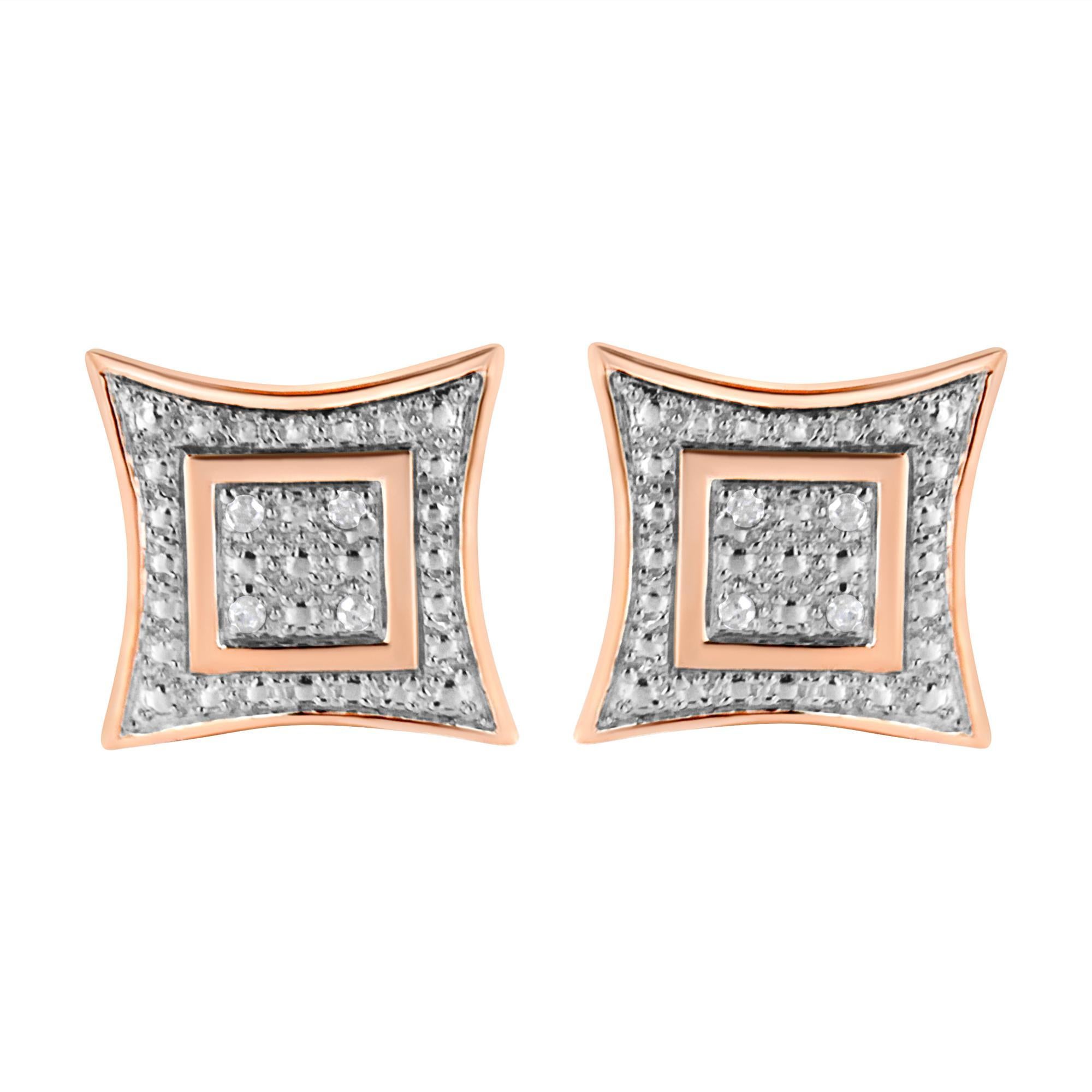 Moderno Orecchini a perno in argento placcati in oro rosa 14K con diamante da 1/20 cttw e 4 pietre a forma di aureola in vendita