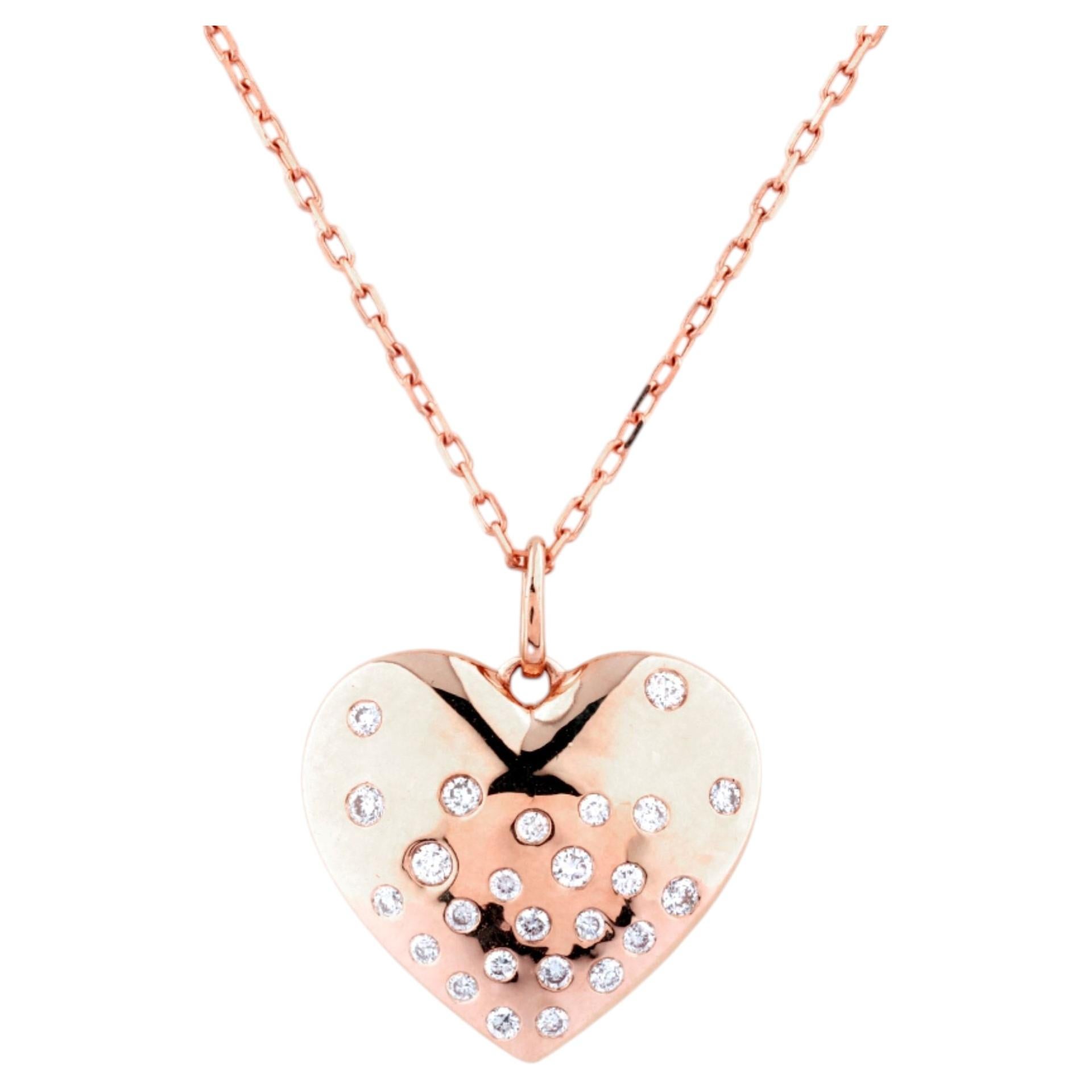 Collana con ciondolo a cuore stellare con diamante rotondo in oro rosa 14K