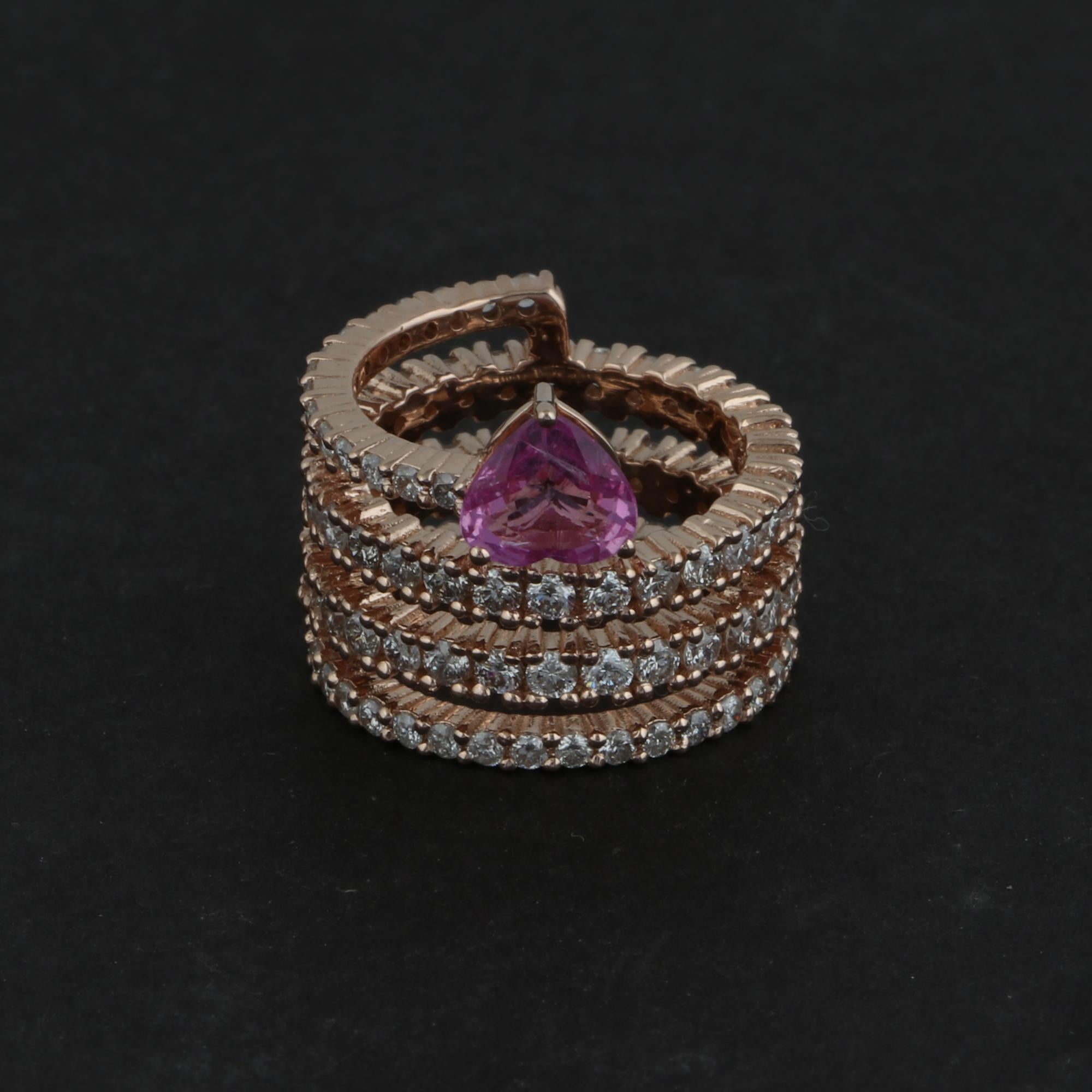 En vente :  Bague cocktail spirale en or rose 14k avec saphir rose et diamants 7