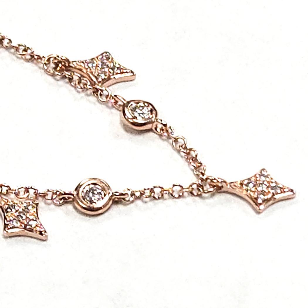 Moderno Collana con diamanti a stella in oro rosa 14k con pavé e stazioni incastonate, 16