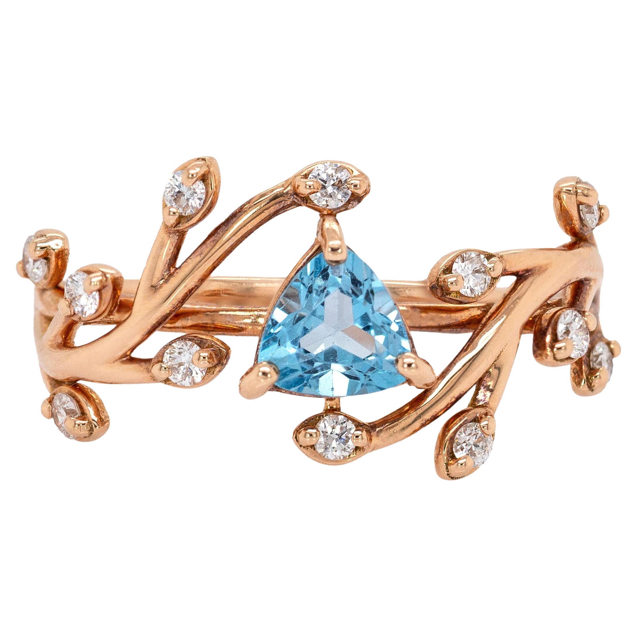 Anello in oro rosa 14K con Topazio Blu Svizzero: Accenti di diamanti naturali, Gioielli di pregio