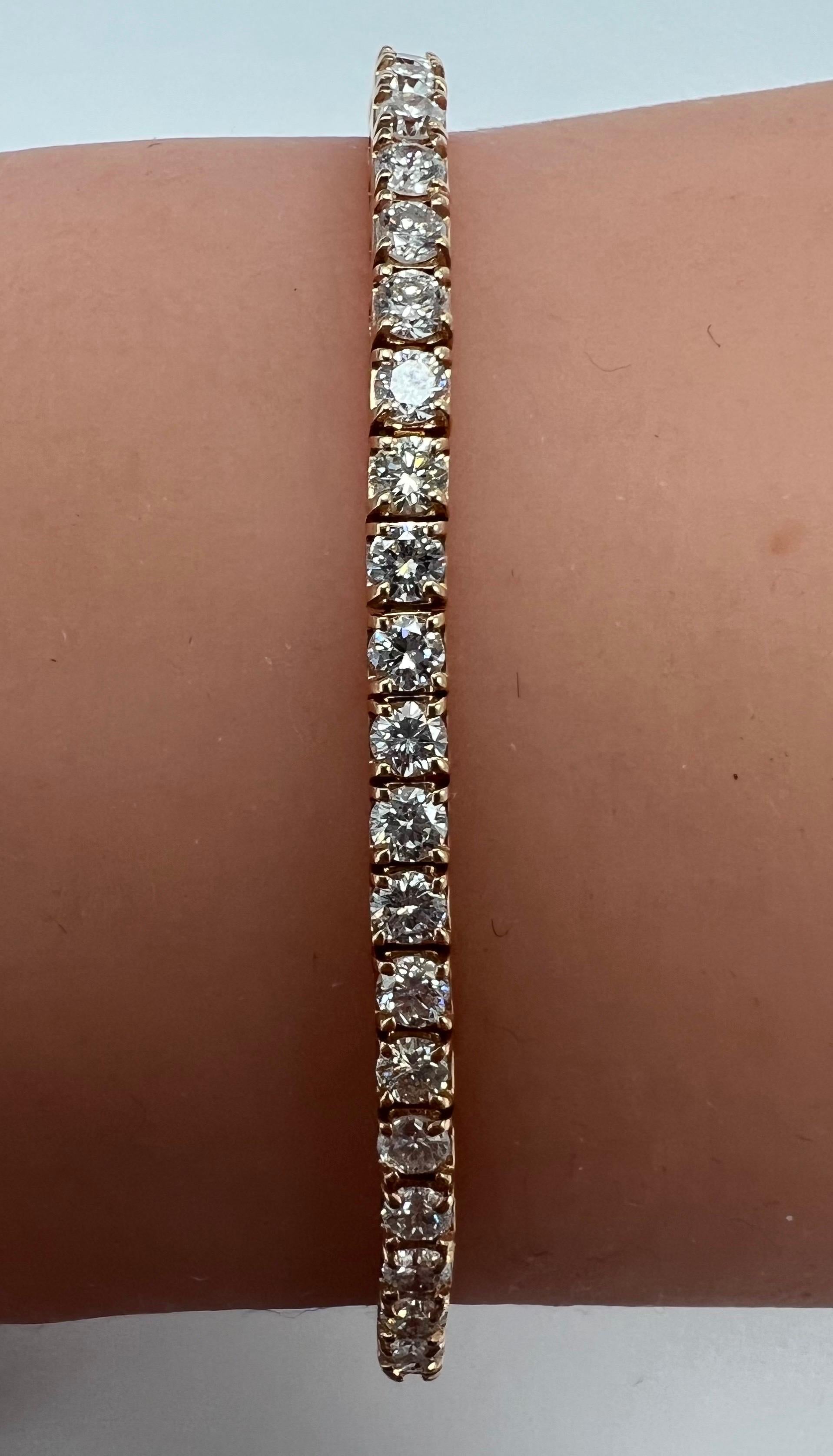 14k Rose Gold Tennisarmband mit 4CT natürlichen Diamanten im Brillantschliff im Zustand „Neu“ im Angebot in Great Neck, NY