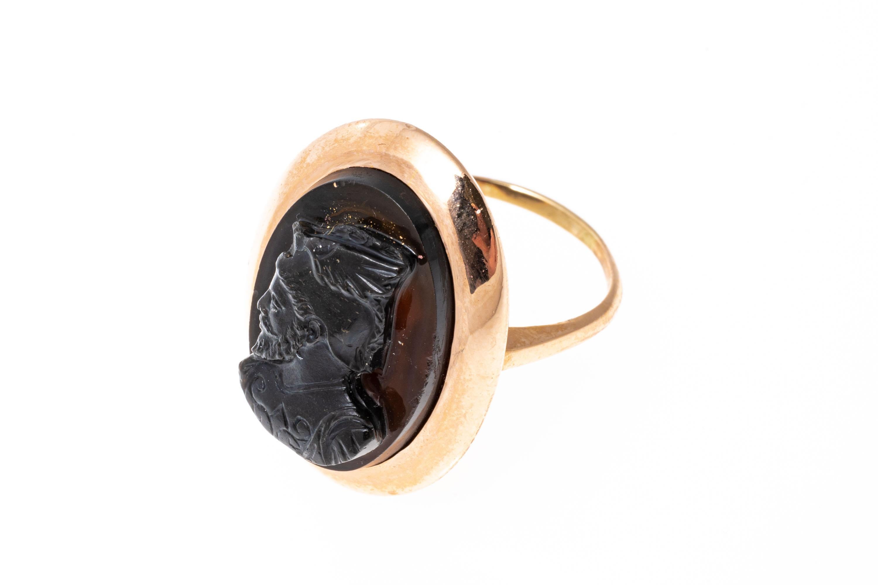14k Rose Gold Vintage Oval Black Onyx Bearded Cameo, Left Facing In Good Condition For Sale In Southport, CT