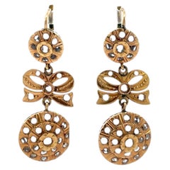 14K Rose Gold Weißer Saphir Kreis & Schleife Cluster Tropfenohrringe