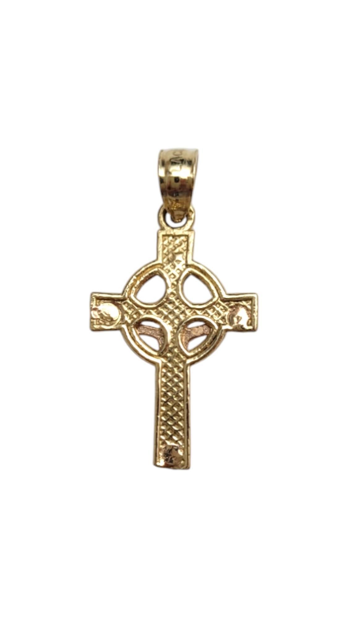 14K Rose Gold & Yellow Gold Celtic Crucifix Pendant #21421 In Good Condition For Sale In Washington Depot, CT
