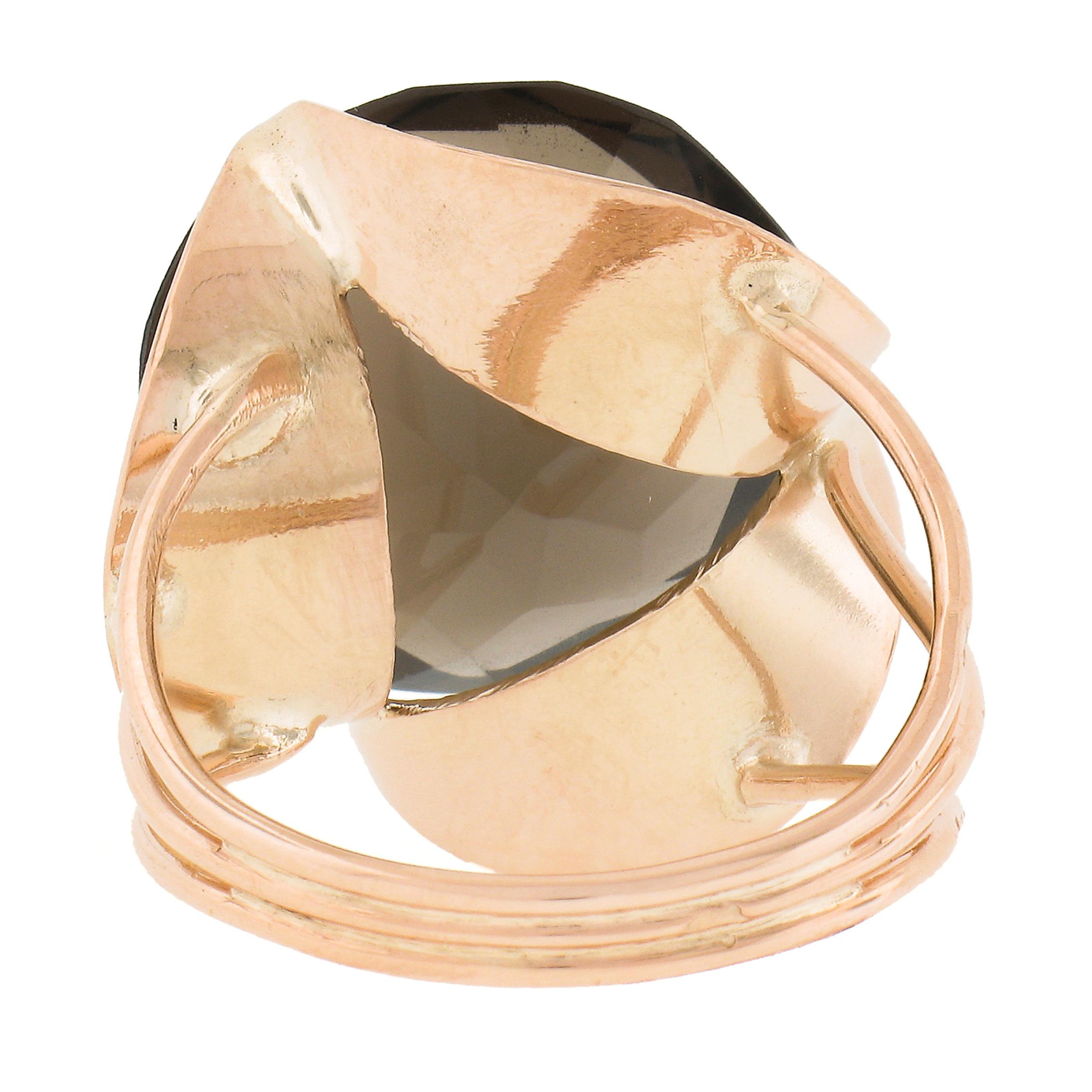 14K Rosy Yellow Gold Large Round Smoky Quartz Solitaire Scalloped Cocktail Ring In Excellent Condition For Sale In Montclair, NJ