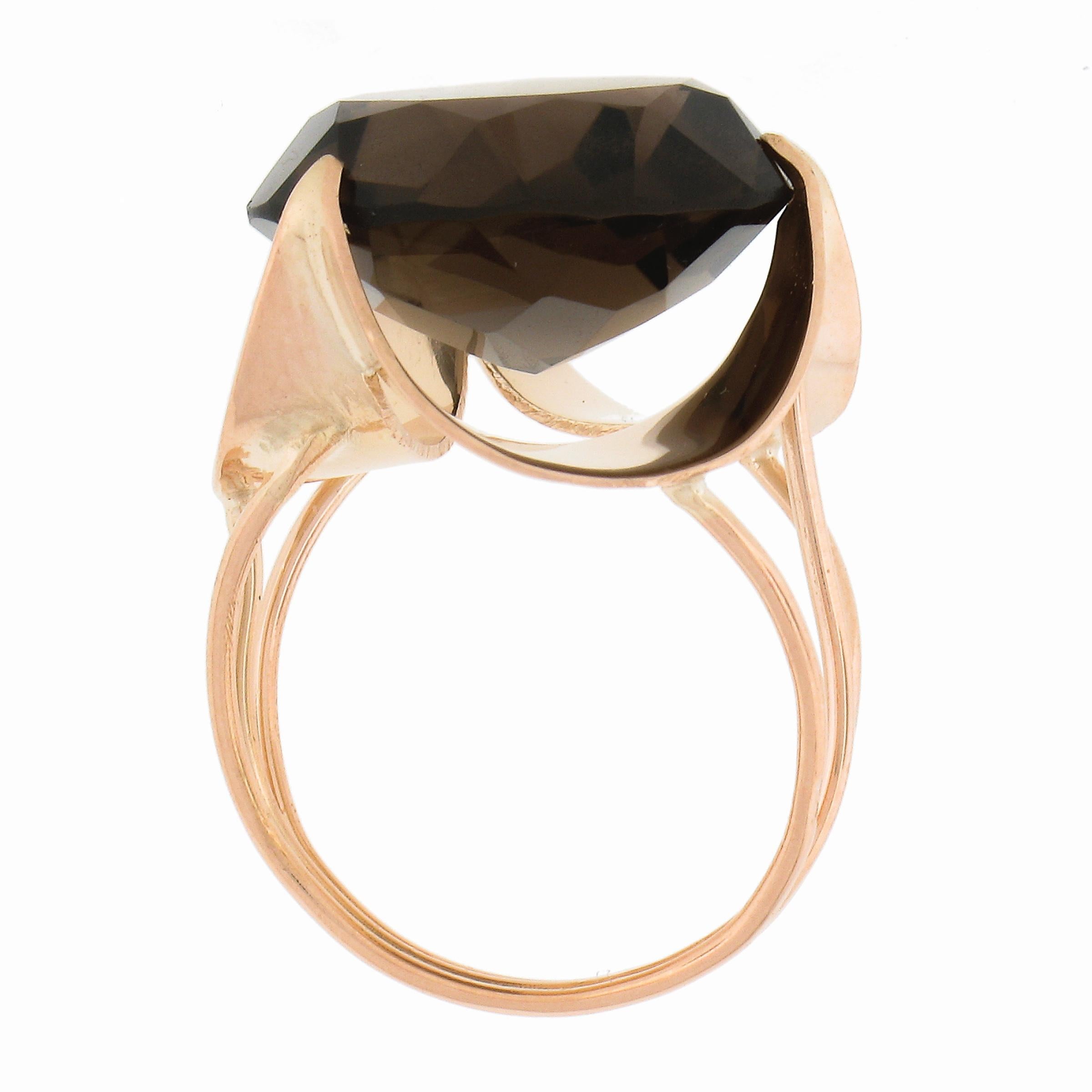 Women's 14K Rosy Yellow Gold Large Round Smoky Quartz Solitaire Scalloped Cocktail Ring For Sale