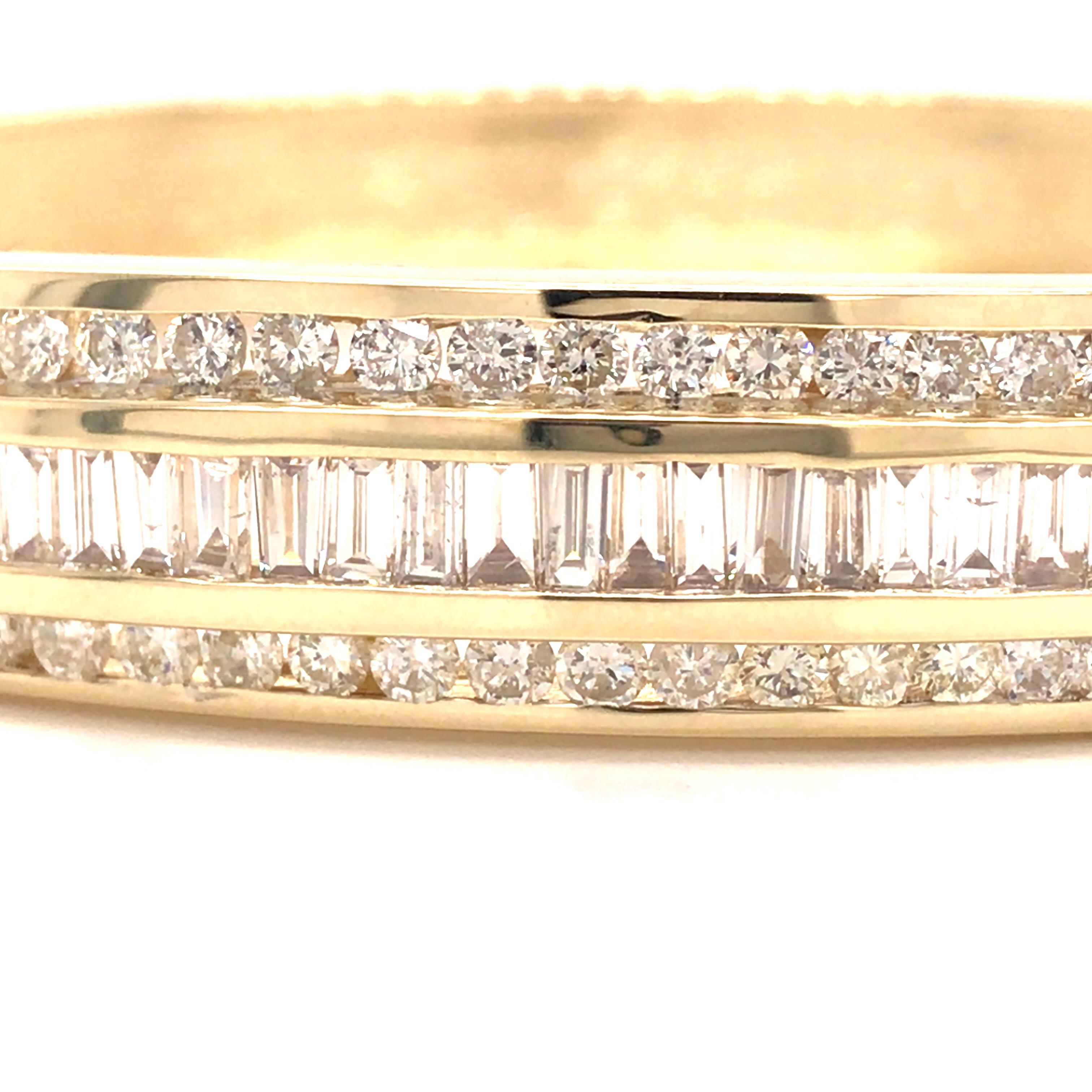 Round Cut 14K Round and Baguette Diamond Bangle Bracelet Yellow Gold For Sale