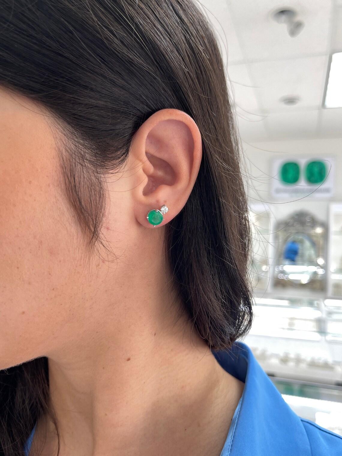 Modern 14K Round Cut Colombian Emerald & Diamond Accent Stud Earrings, Rich Green For Sale
