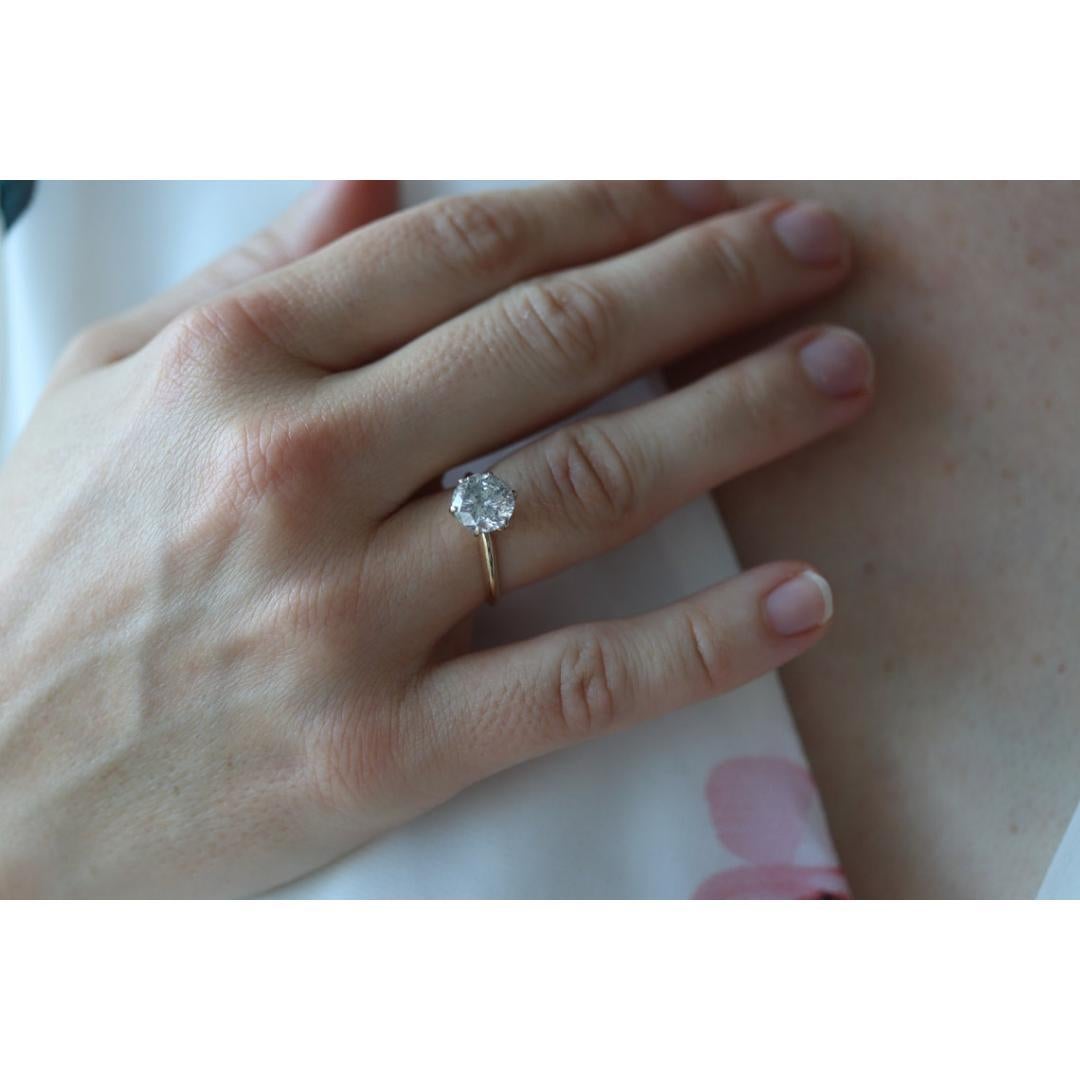 14k Round Genuine Diamond Solitaire Ring. Large 2.29ct Diamond Engagement Ring. For Sale 6
