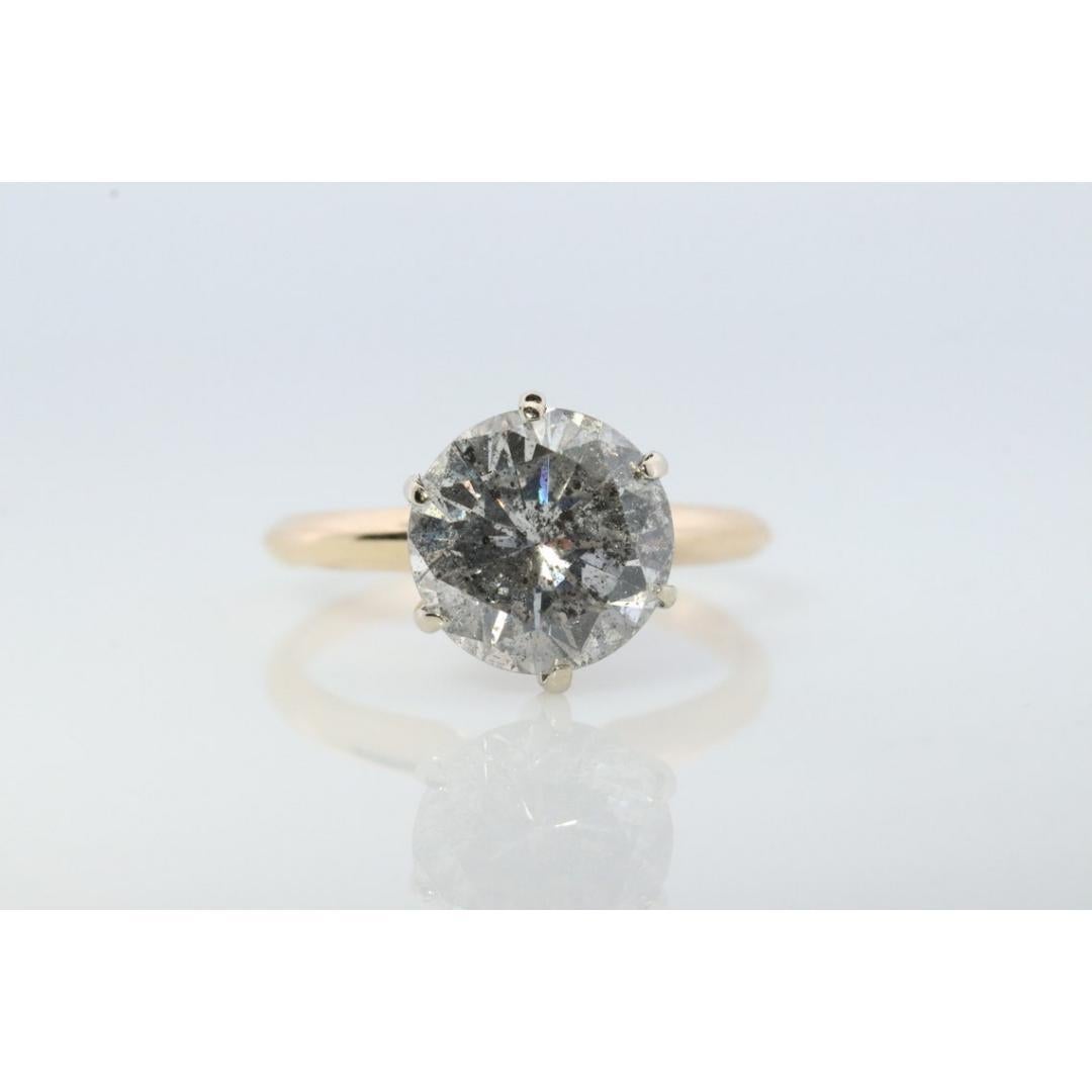 14k Round Genuine Diamond Solitaire Ring. Large 2.29ct Diamond Engagement Ring. In Good Condition For Sale In Port Charlotte, FL