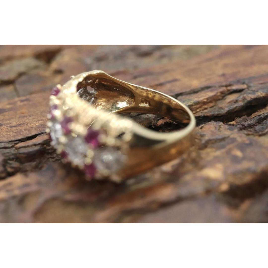 Anello in filigrana con rubino e diamanti a grappolo largo 14k. Oro giallo 14k e diamanti in vendita 6